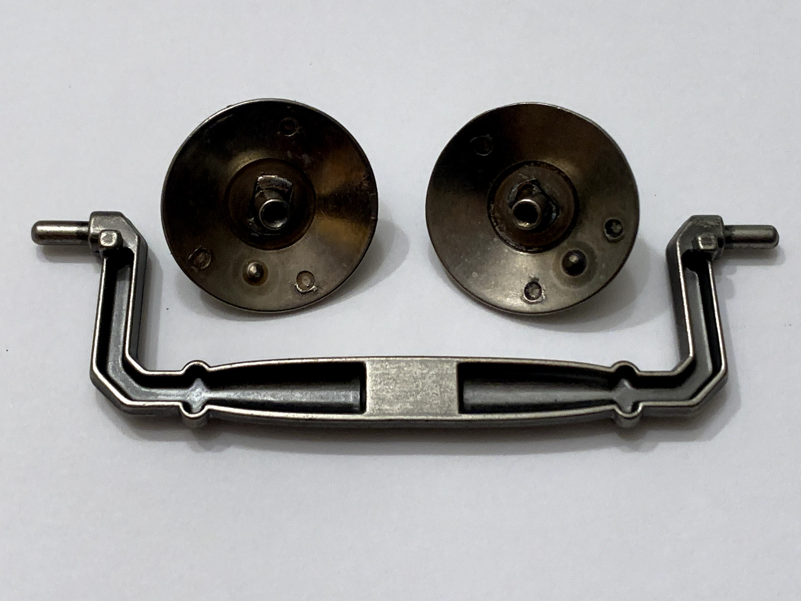 Drawer Handles Ball Handle Drop Pulls from Bassett, Lot Of 5, unused