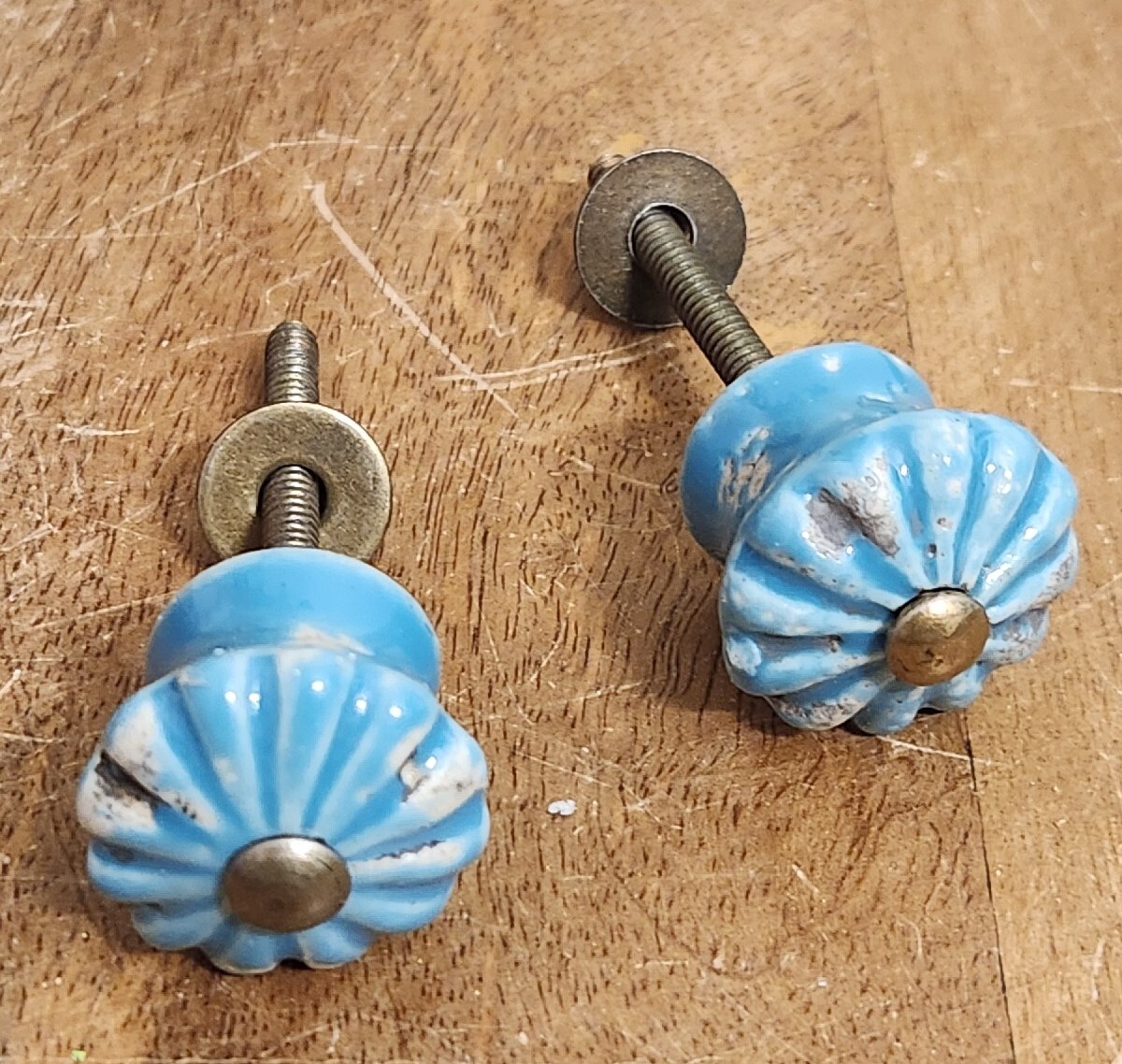 4 Antique Looking Drawer Pulls Handle Aqua Blue Ceramic Flower Cabinet Knobs