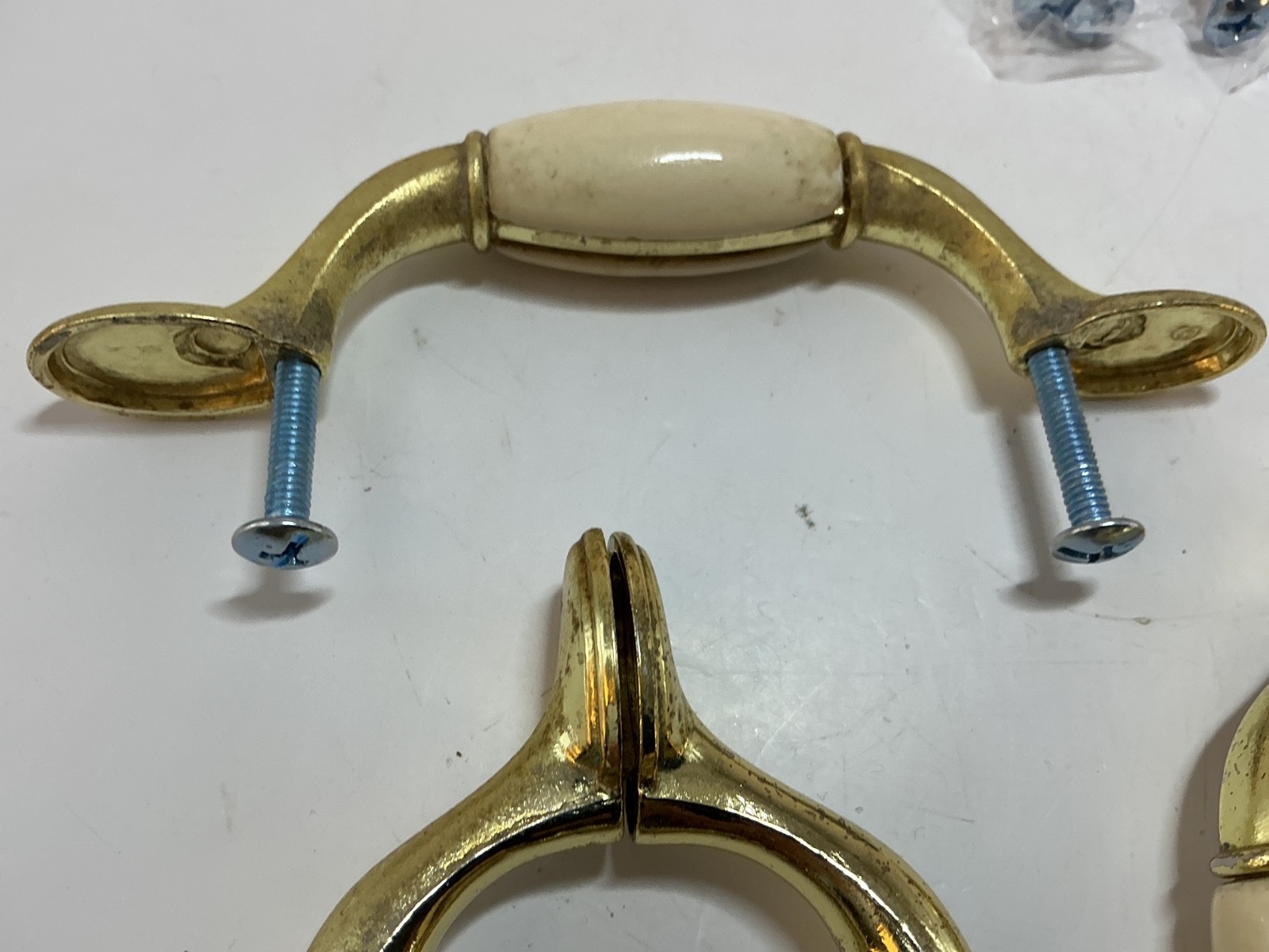 Vintage Door Drawer pulls Beige with gold tone lot of 5 Used