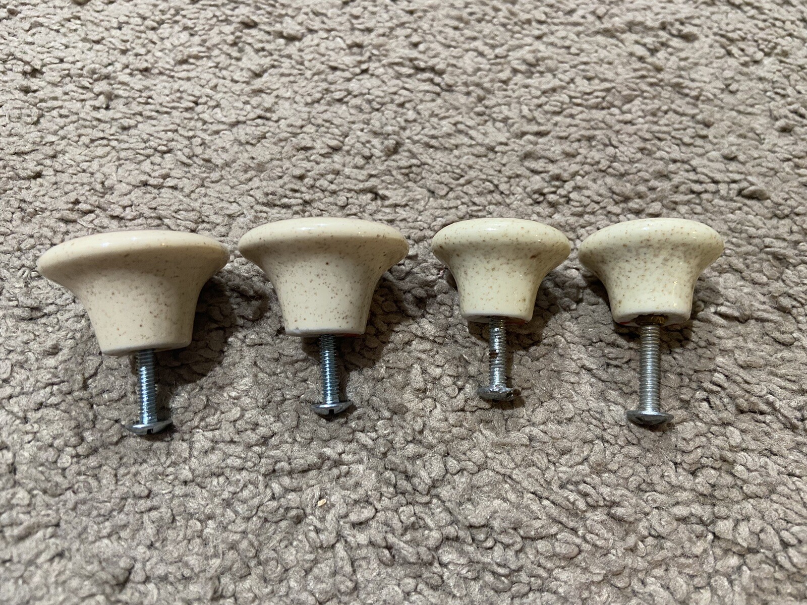 Vintage Speckled Mushroom Drawer Knobs Insert & Screws 2 Sizes Lot of 4 Japan