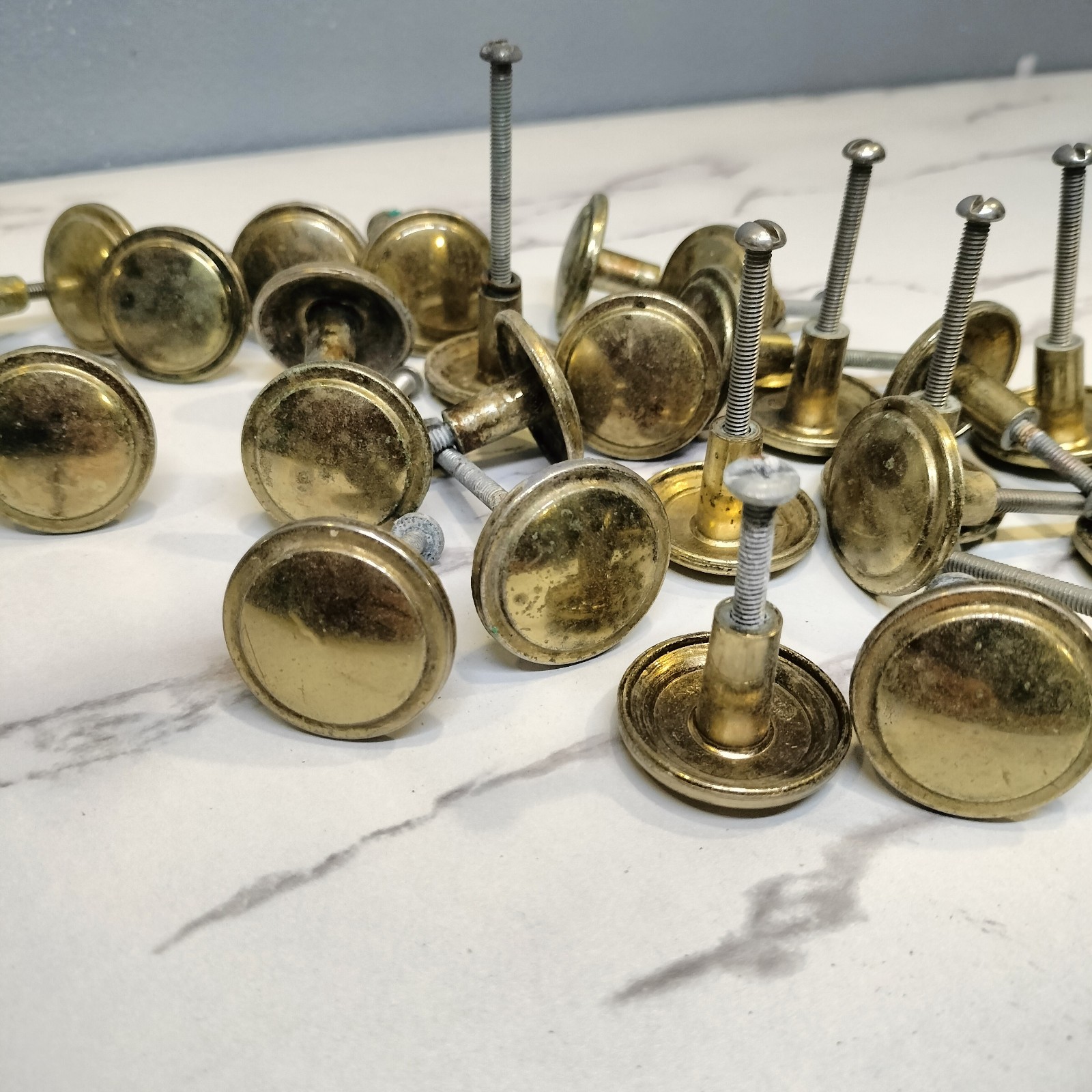Antique style Brass Round Top Button Style Door/Drawer Knob Pulls Lot Of 27 USED