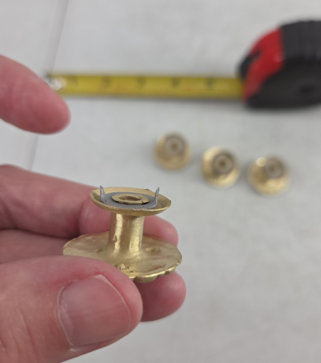 Vintage 4 Brass Drawer Pull Handles Cabinet Cupboard Round Flower Knobs 4091