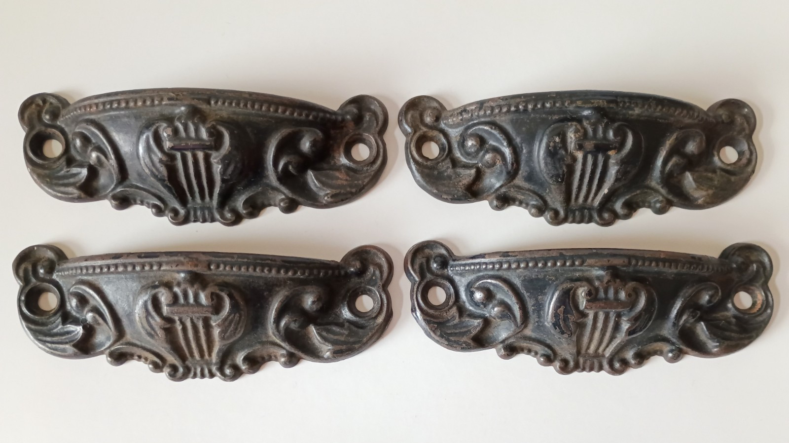 Vintage Cast Iron Bin Drawer Pulls Lyre Set of 4 Cabinet Handles 3-1/2″ CTC