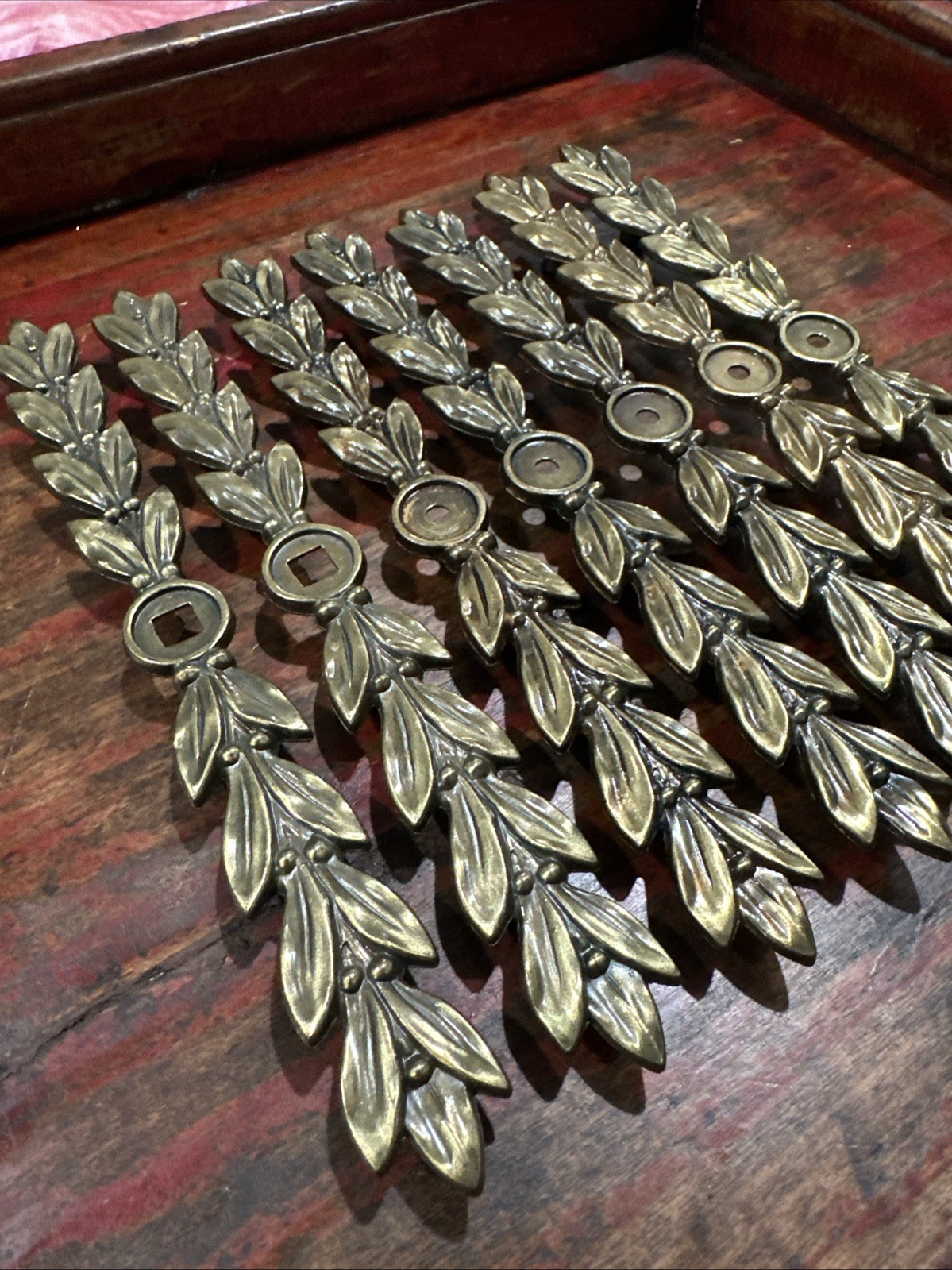 Vtg Keeler Brass Laurel Leaf Drawer Backplates Lot 7 KBC N11014 N15495 7.5″
