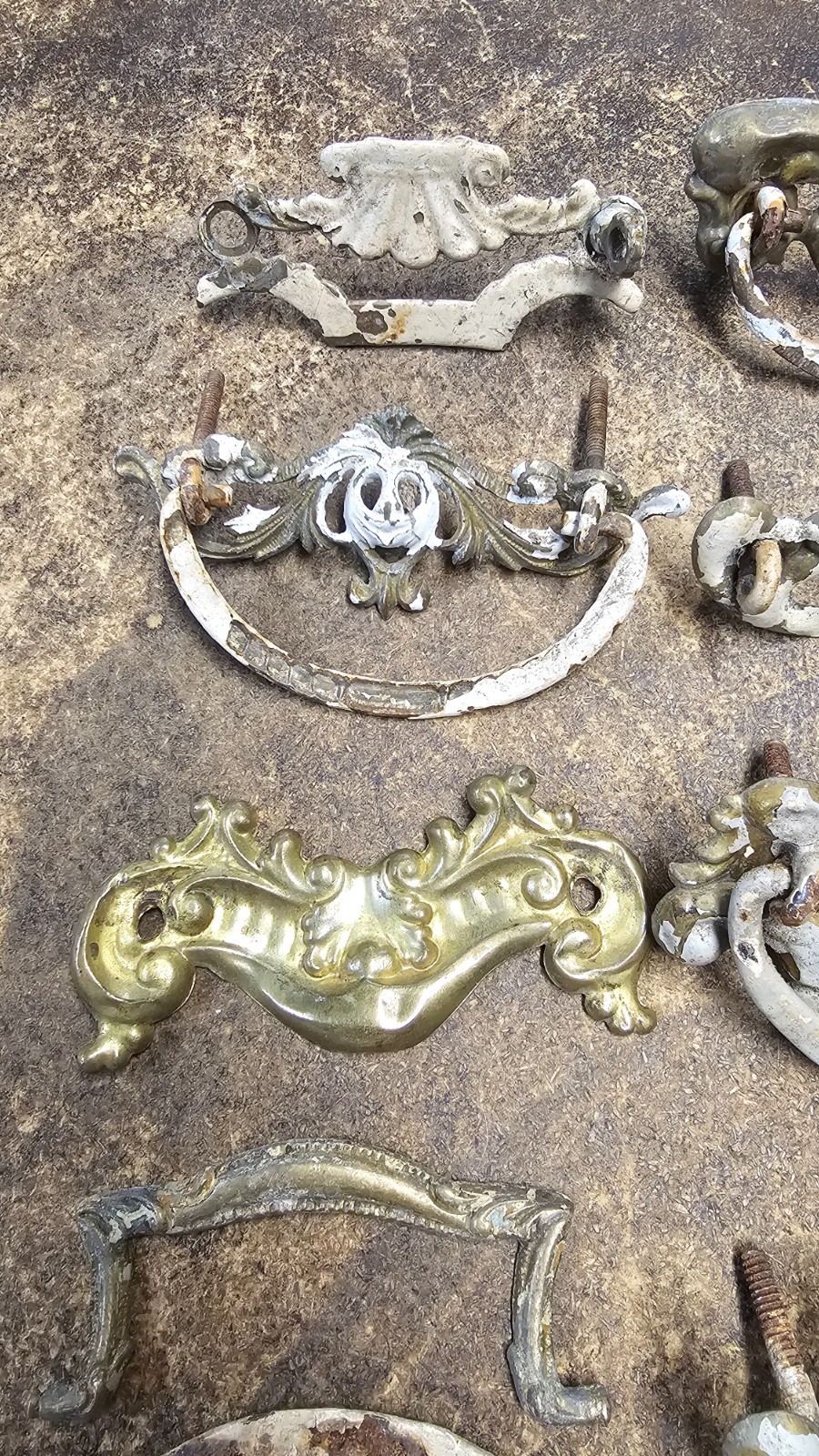 Lot 33 Antique Vintage Brass / metal Drawer Bail Pull Handles Mismatched
