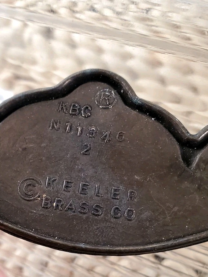 SET OF 4 Vintage KBC Keeler Brass Co. Batwing Drop Bale Handle Pull 4¼”