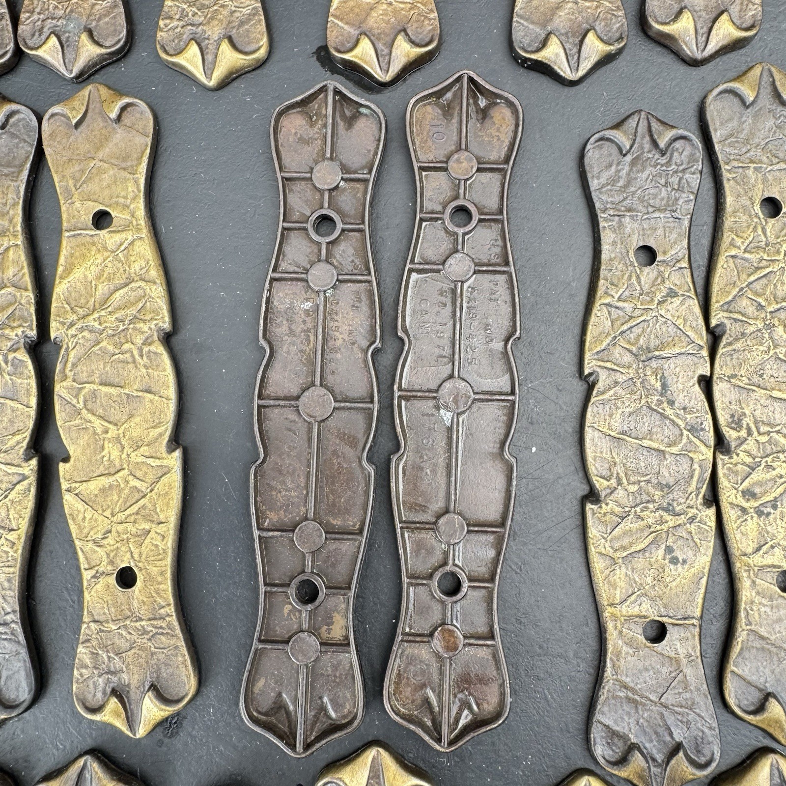Lot of 54 VTG Amrock 176A-1 Brass Drawer Backplates 3” Ctrs RD 1971 Pat D219425