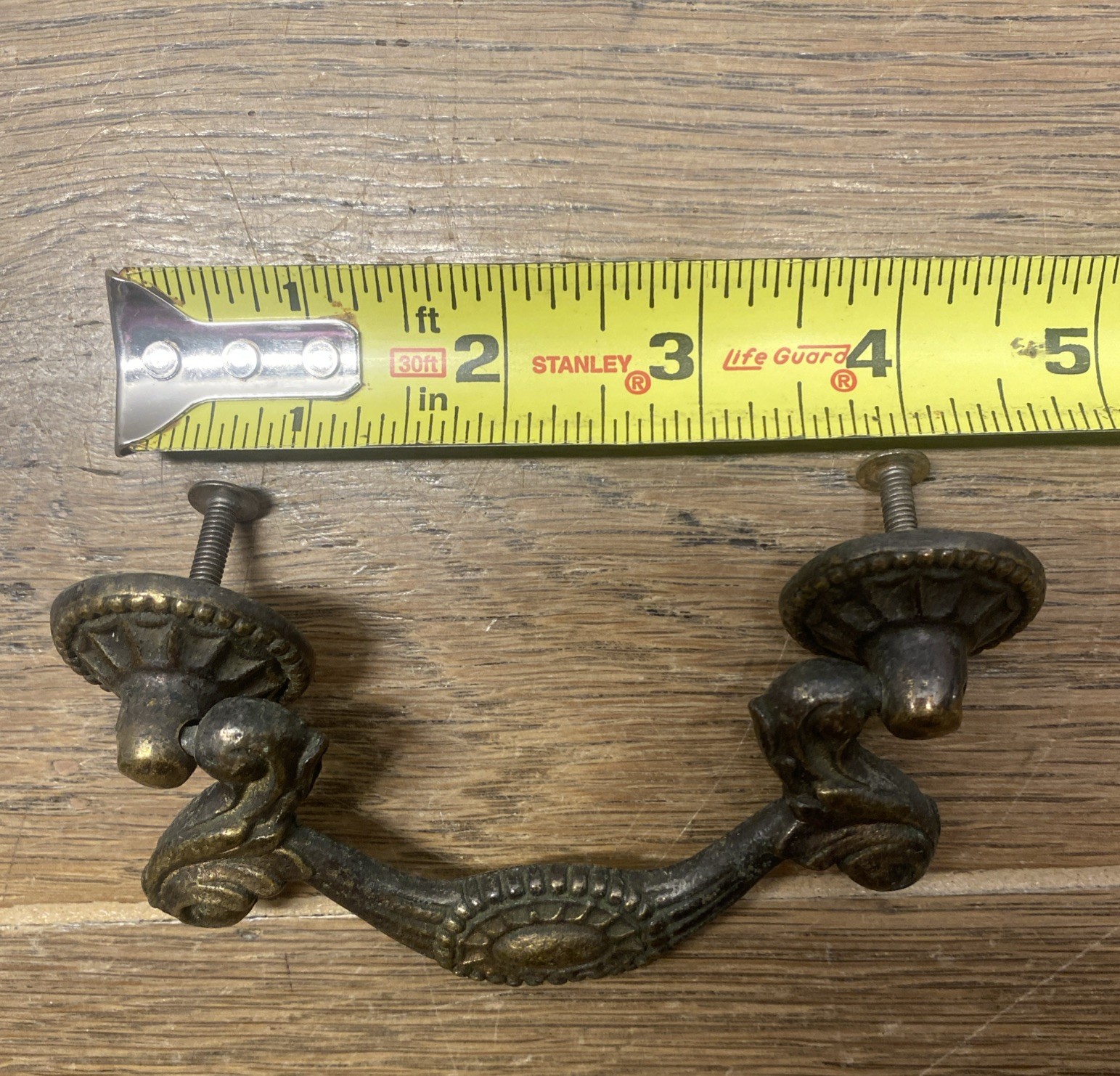 6 VTG Brass Ornate Victorian Brass Bail Drawer Handles & 5 Matching Round Knobs
