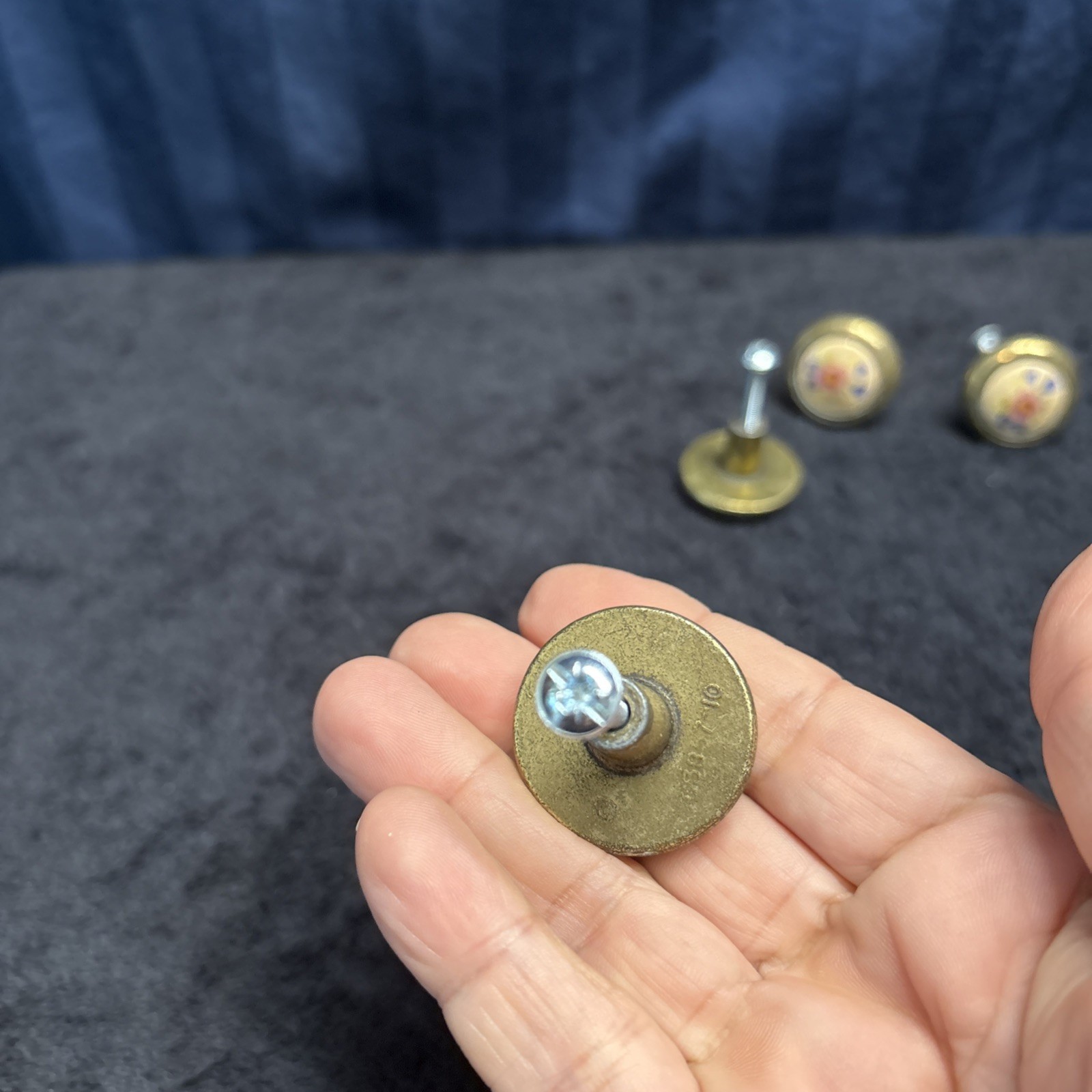 Lot of 4 Brass and Porcelain Blue/Pink Flower Drawer Pulls Door Knobs R7