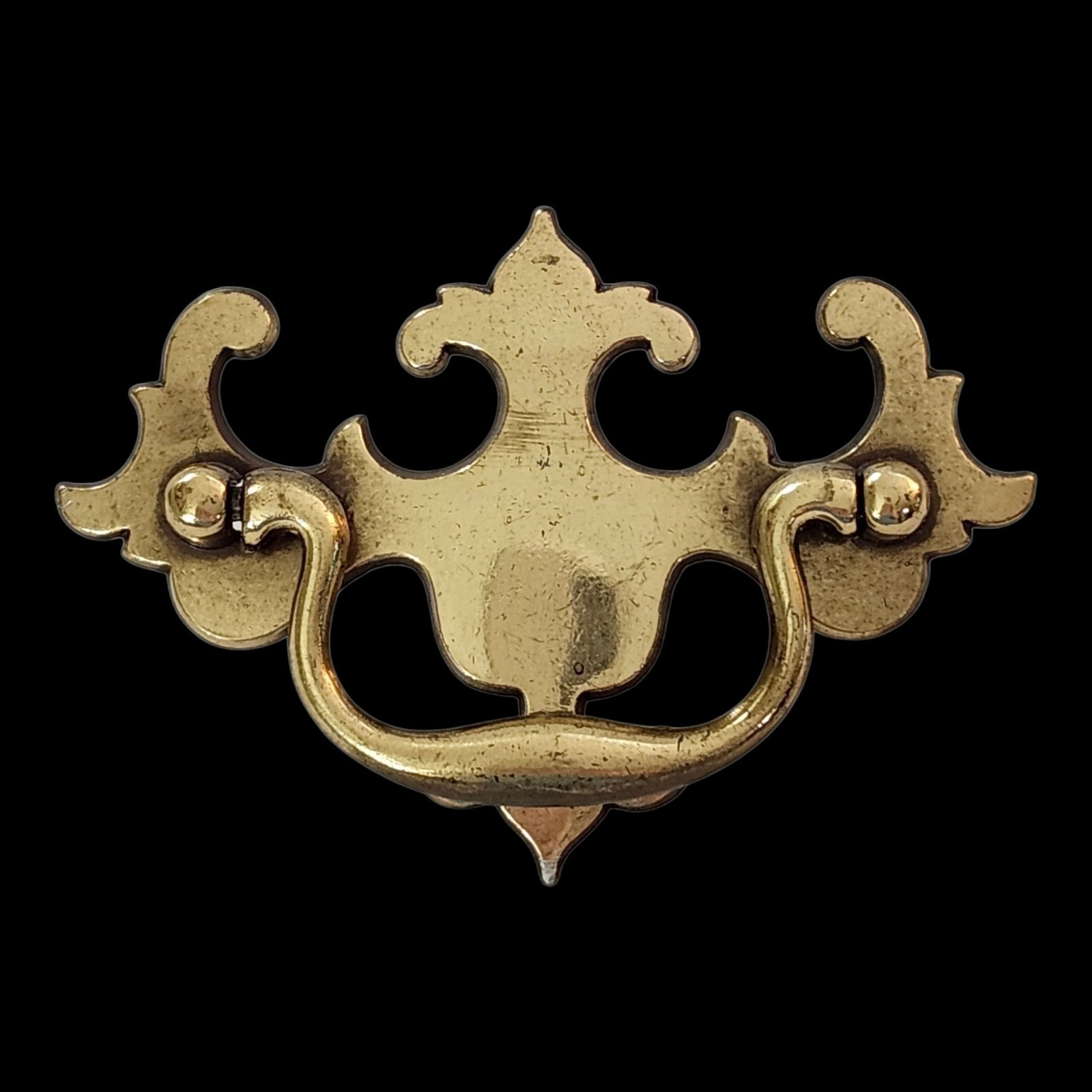 Vtg KBC Keeler Brass Co. Batwing Chippendale Style Drawer Pull W/Screws N-19560