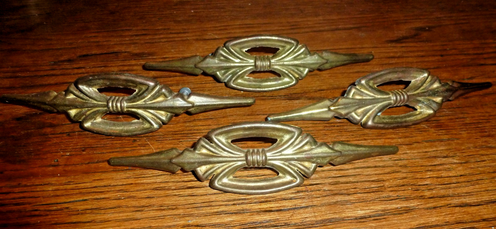 Lot Four Vintage Art Deco Brass Drawer Pulls Hollywood Regency