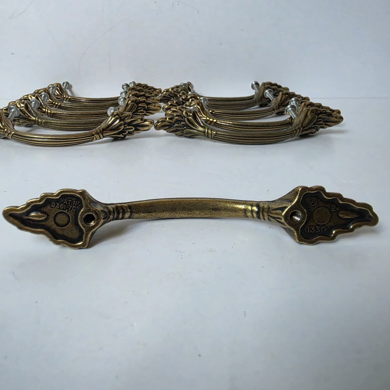 Vintage Amerock Handle Drawer Cabinet Pull 1330 Brass French Design Lot Of 11