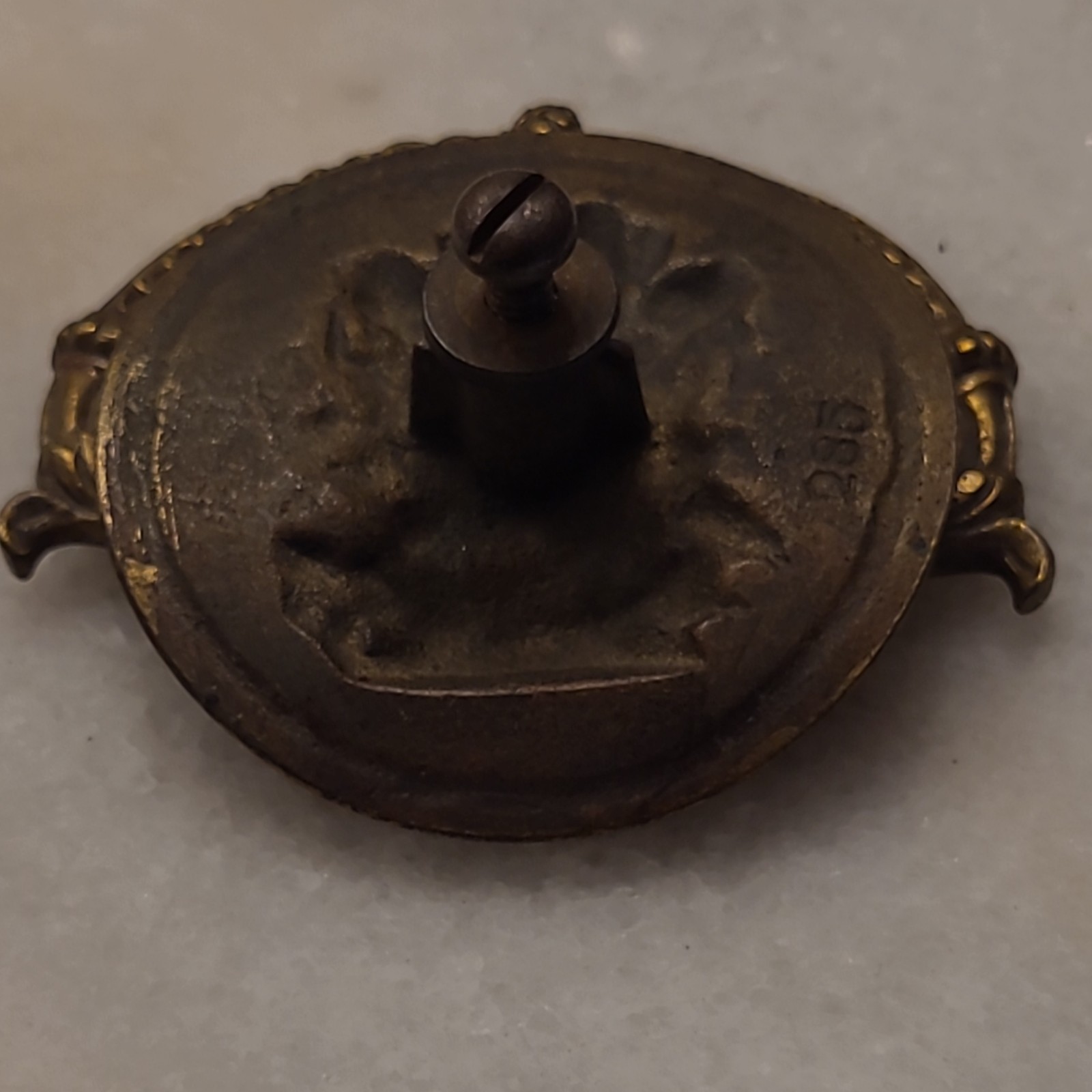 Antique Style Head Face Brass Tone Metal Bail Drawer Pull Door Knocker