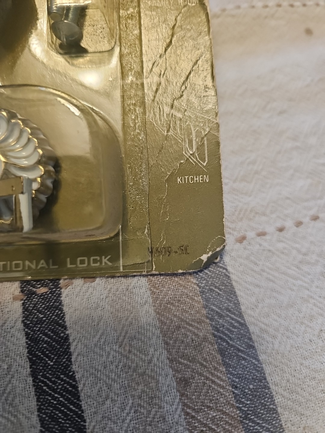 Vintage French Provincial Drawer Pull 4.5″ Centers Bail Drop Brass White