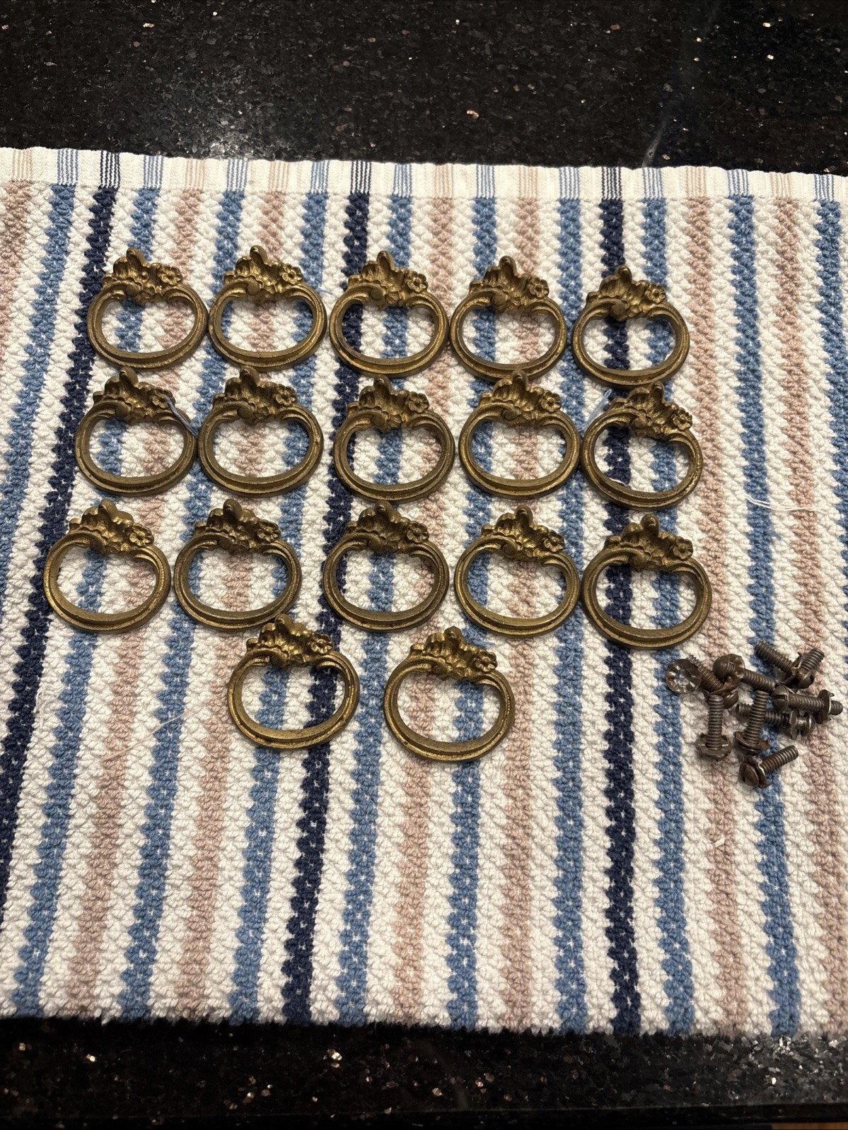 Vintage 17 Traditional 1 1/2” Brass Keyhole Drawer Pulls