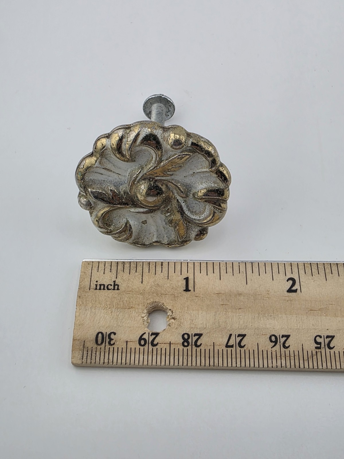 Vtg 1960 Floral Drawer Pull Door Knobs (3) 2 White/Silver Tone, 1 Gold Tone