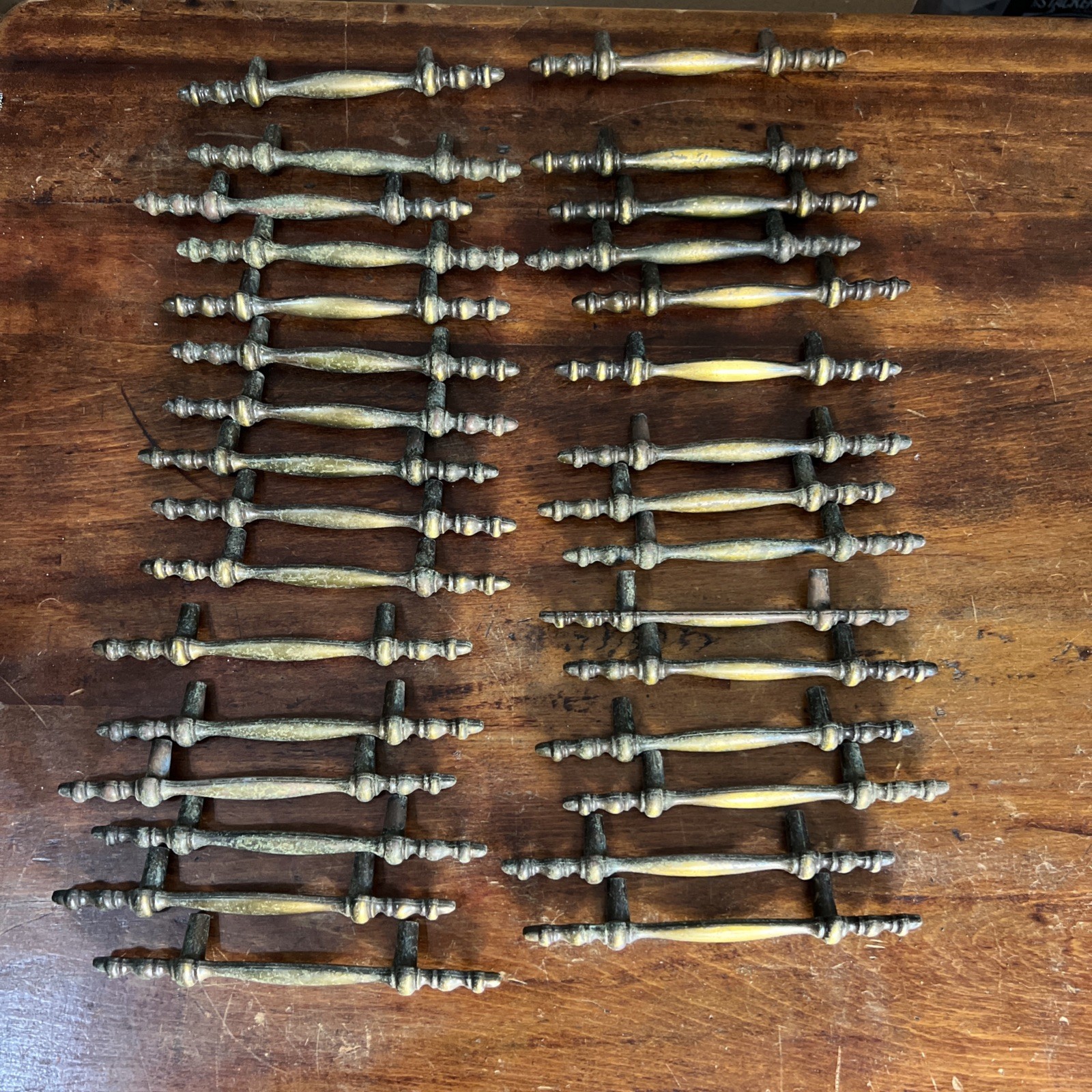 Lot Of 31 VTG Brass Drawer/Door Pulls-5.5” Long-3” Centers-Shiny Patina-40Screws