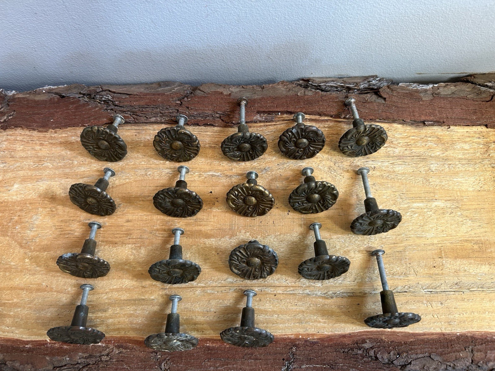 Vtg, Bronze, French Provincial Drawer/Cabinet Knob, Floral Round, Lot of 18