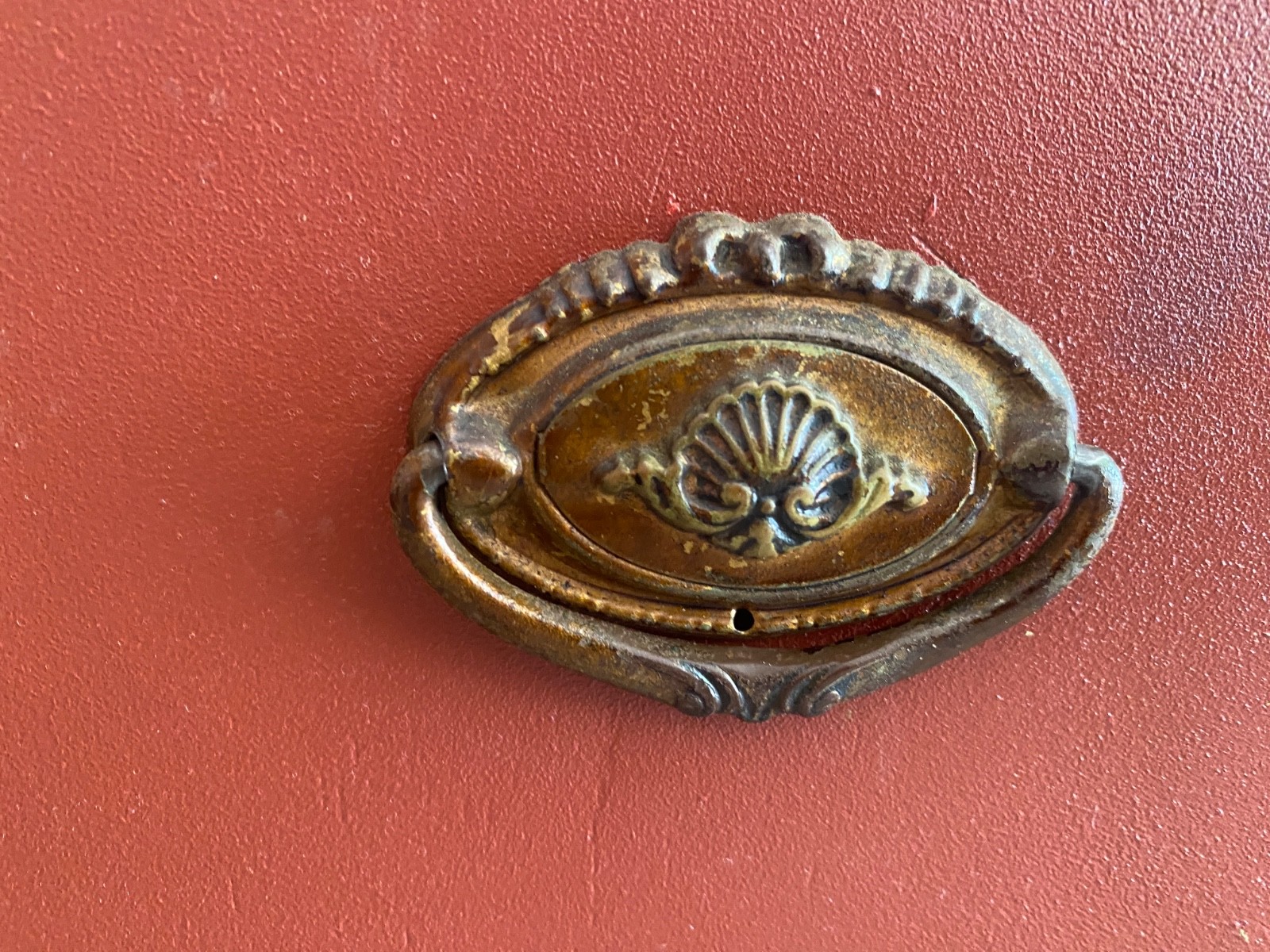 Antique set of 8 Hepplewhite pulls. 6 – 2 3/8″ drop downs and 2 – 1″ knobs .