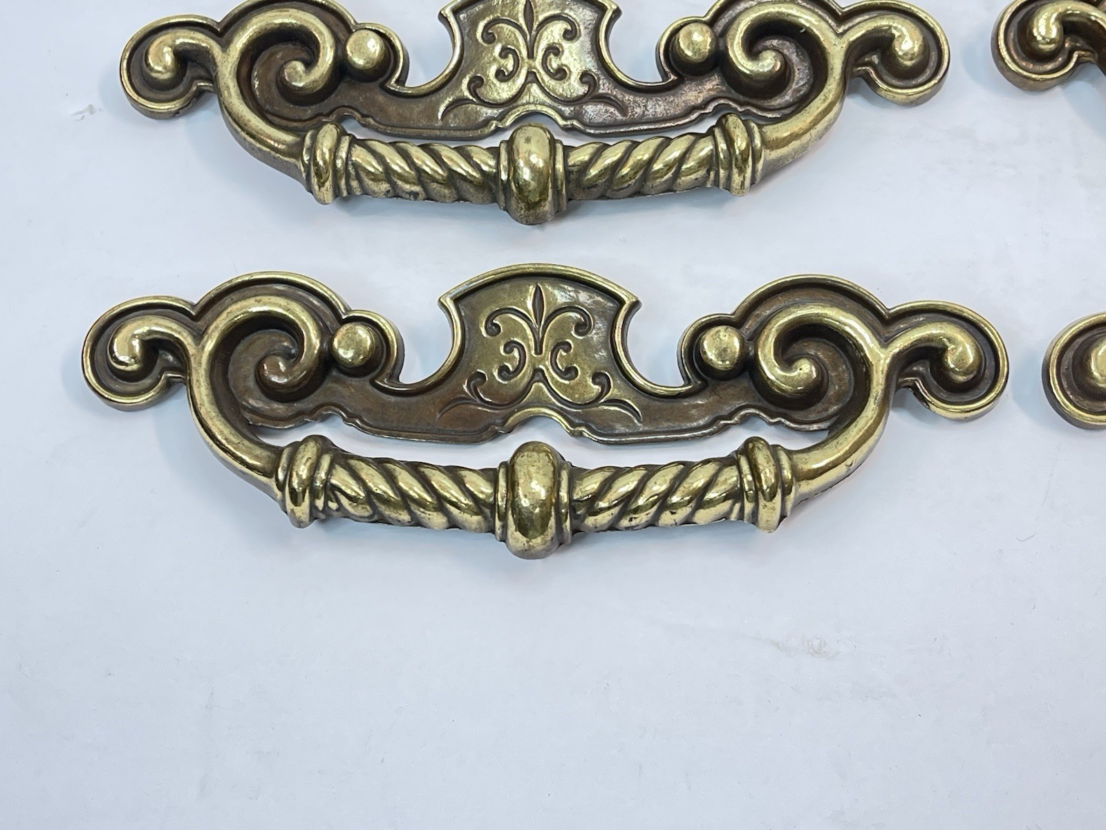Set Of 6 Keeler Brass Company Vintage Drawer Pulls Handles Huge 8.25″