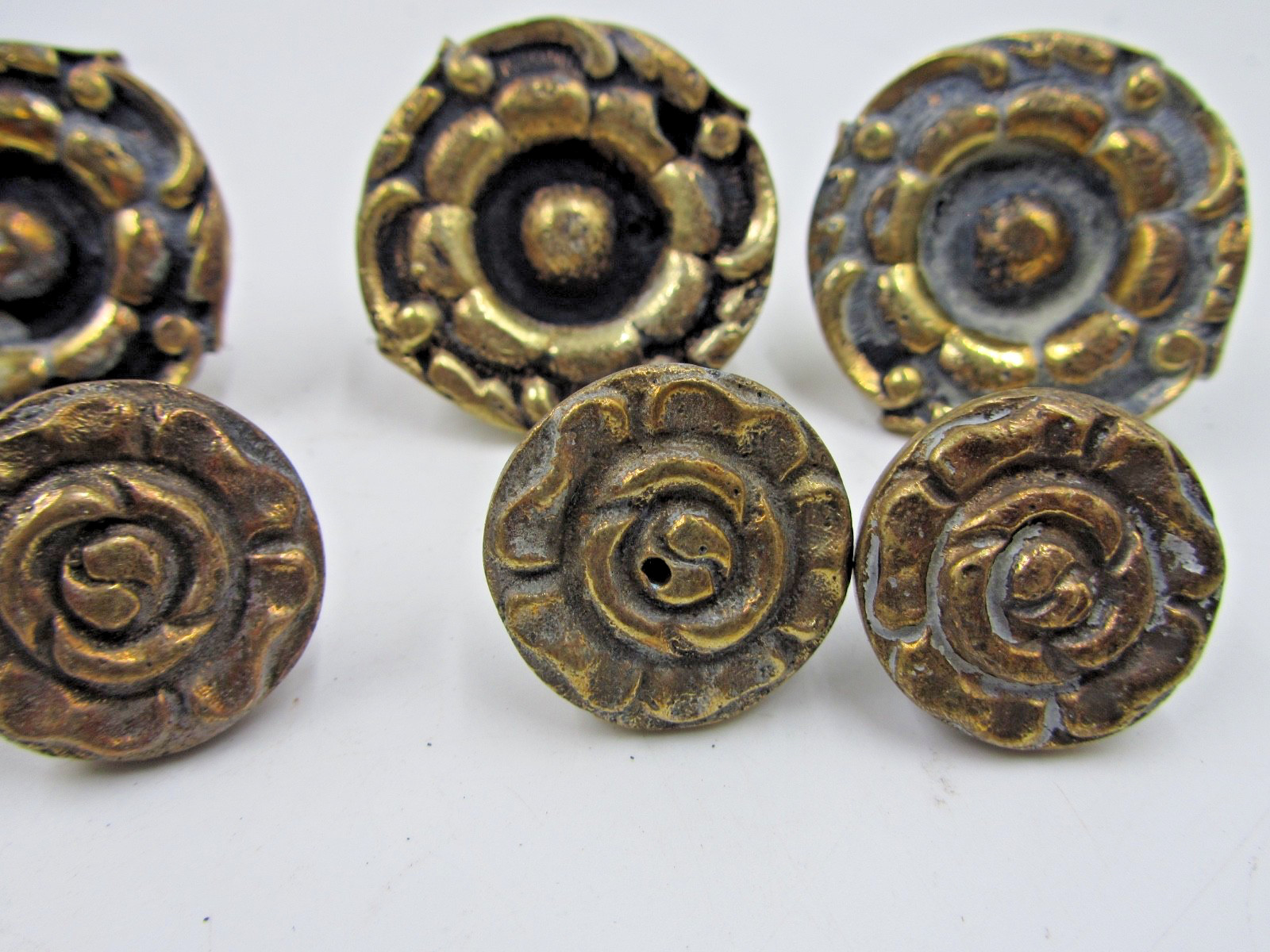 Vintage Antique Brass Drawer Knobs Round Raised Center Cabinet Pulls 4 Lg 5 Sm