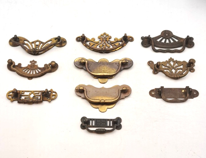 Lot of Mixed Antique/Vintage Hardware Furniture Drawer handles Metal Brass