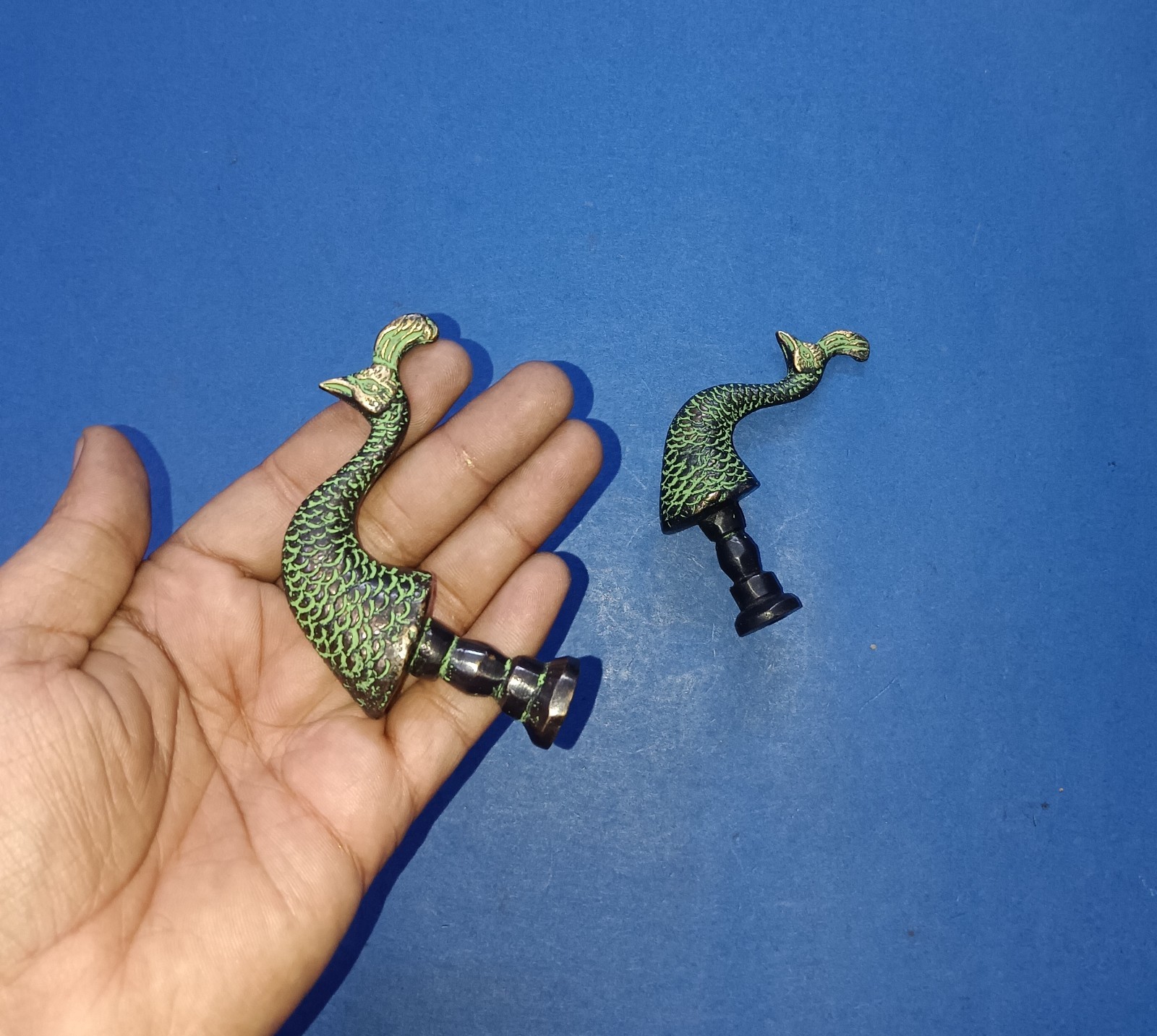 Majestic Peafowl Shape Window Knob Pair Brass Macaw Bird Head Drawer Pull GTX