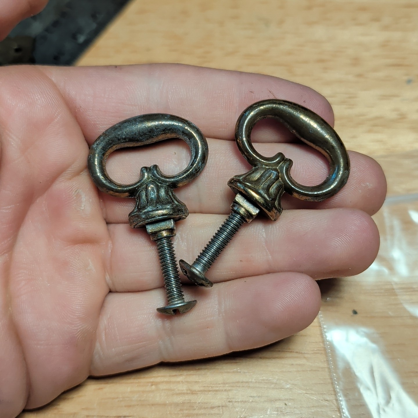 2 Vintage Pennsylvania House Keeler Brass Co. KBC2 Cabinet Knobs & Backplates #s