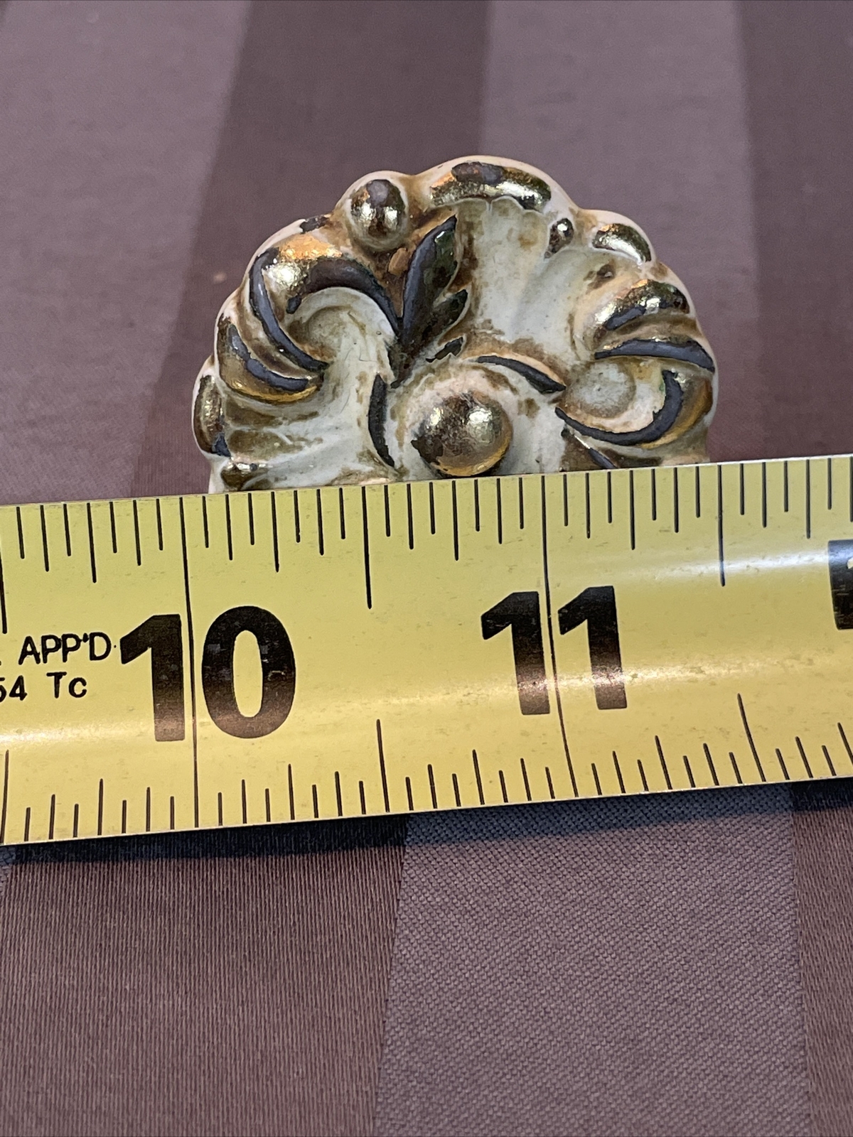 2 Vintage Gold/White Round Drawer Knob Pulls Floral Design-1 1/2”