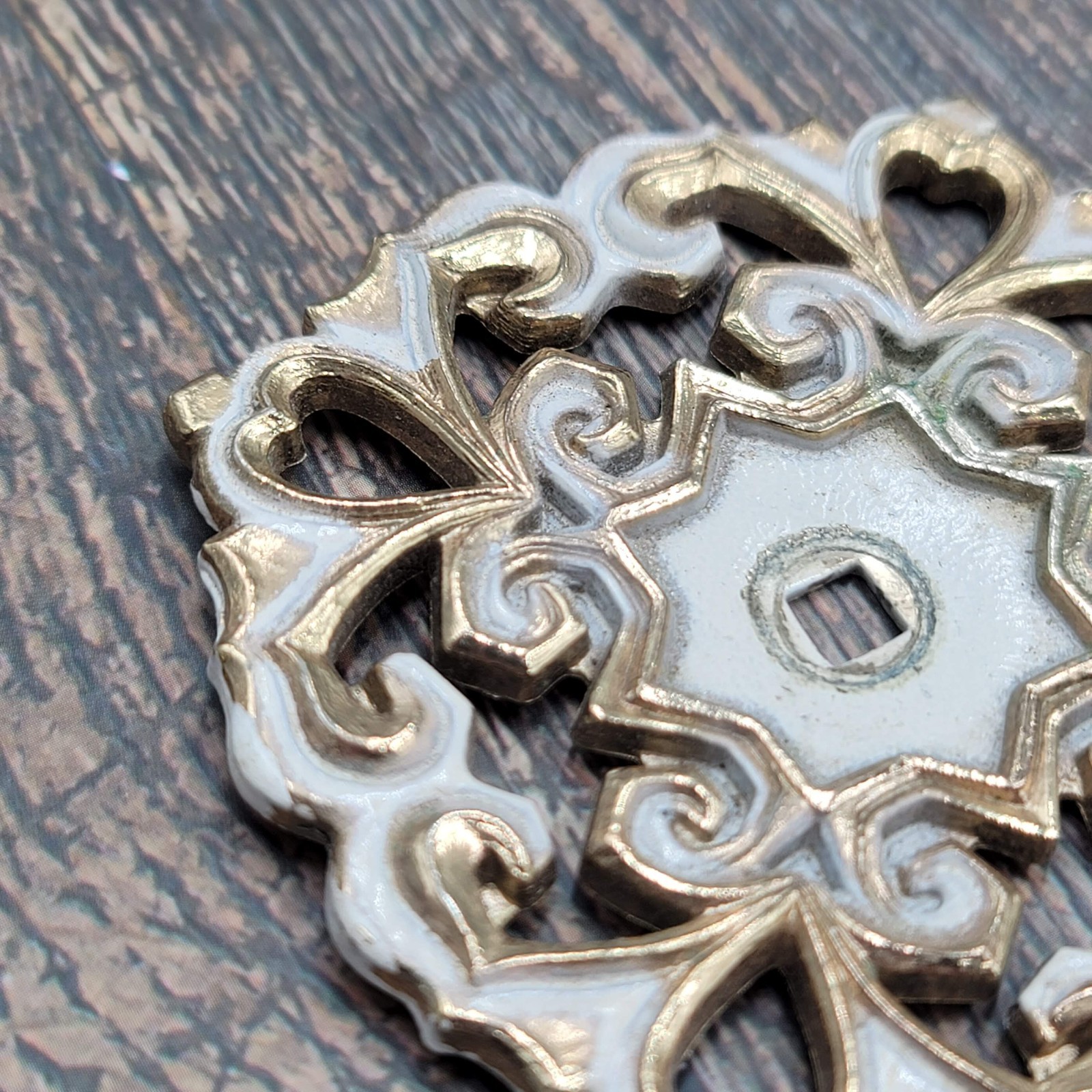 Vintage Provincial Back Plate Ornate Gold & White