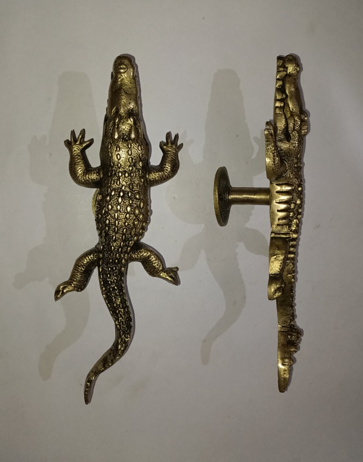 Crocodile Door Handle Round Base Brass Wild Theme Home Door Decor Pull GTX