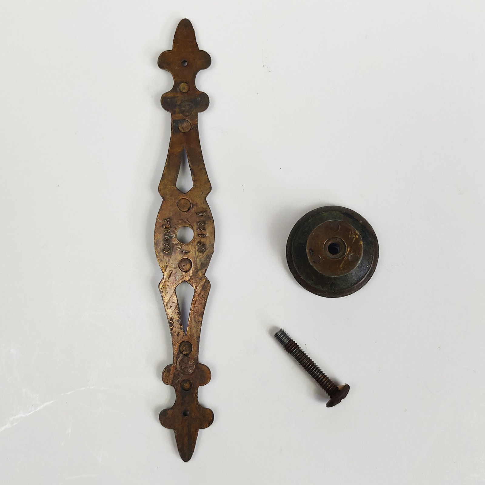 Vintage Brass Backplate & Doorknob Pull for Cabinet Drawer Canada SP122A
