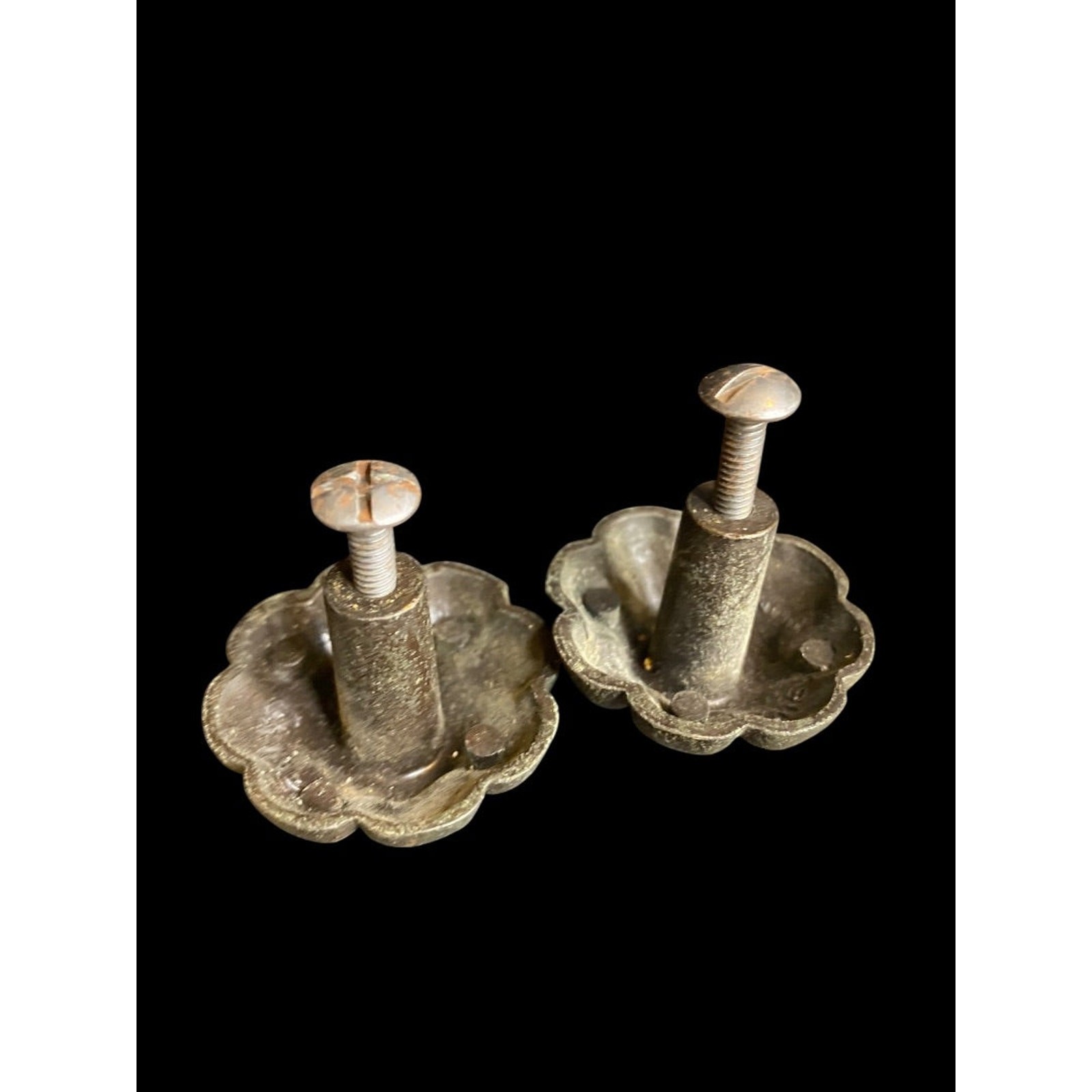 Set of 2 Brass Pumpkin Style Floral Drawer Pull Knobs 37mm 1.4″