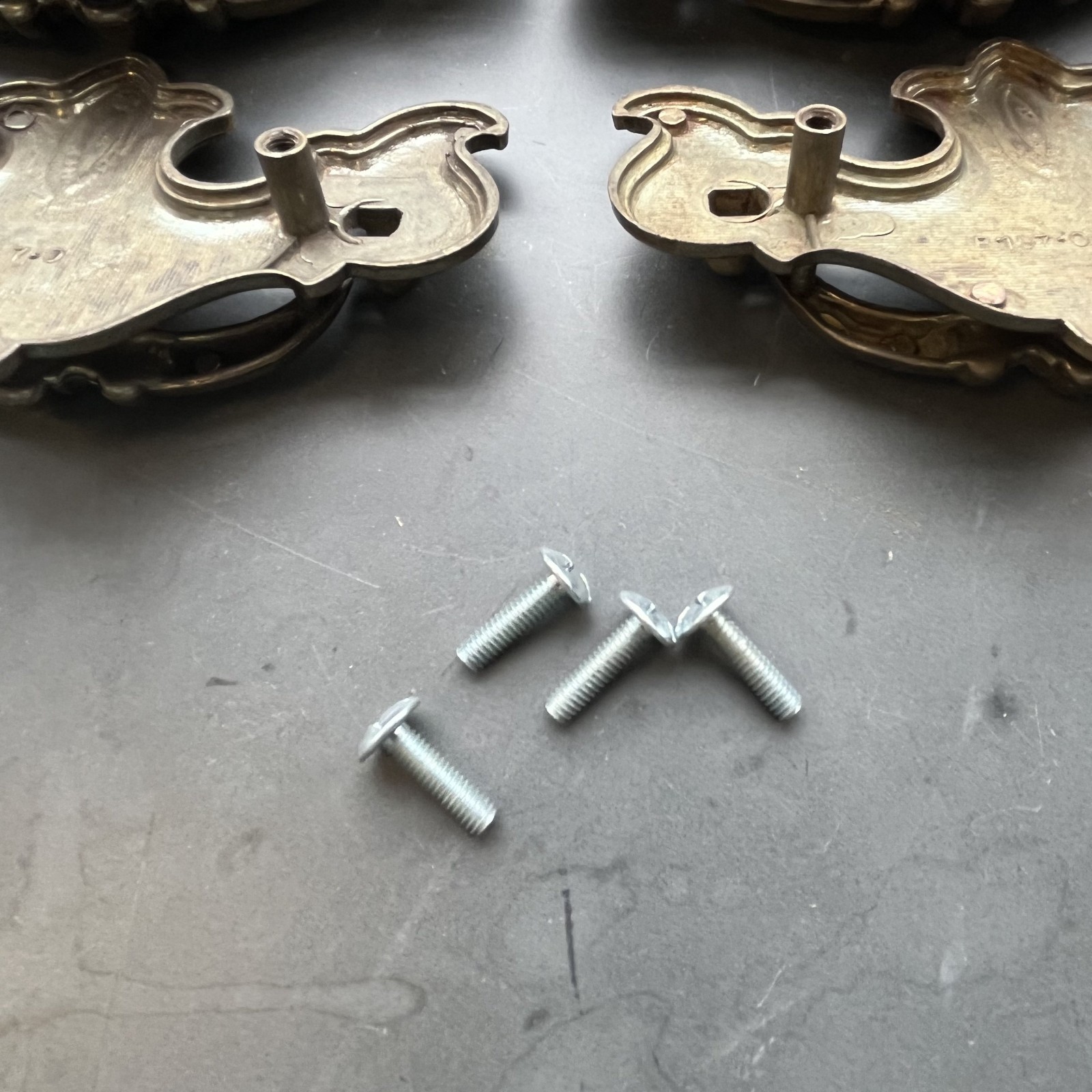 Set of 4 Vintage Brass Chippendale Batwing Drawer Pulls Bail Handles with Screws