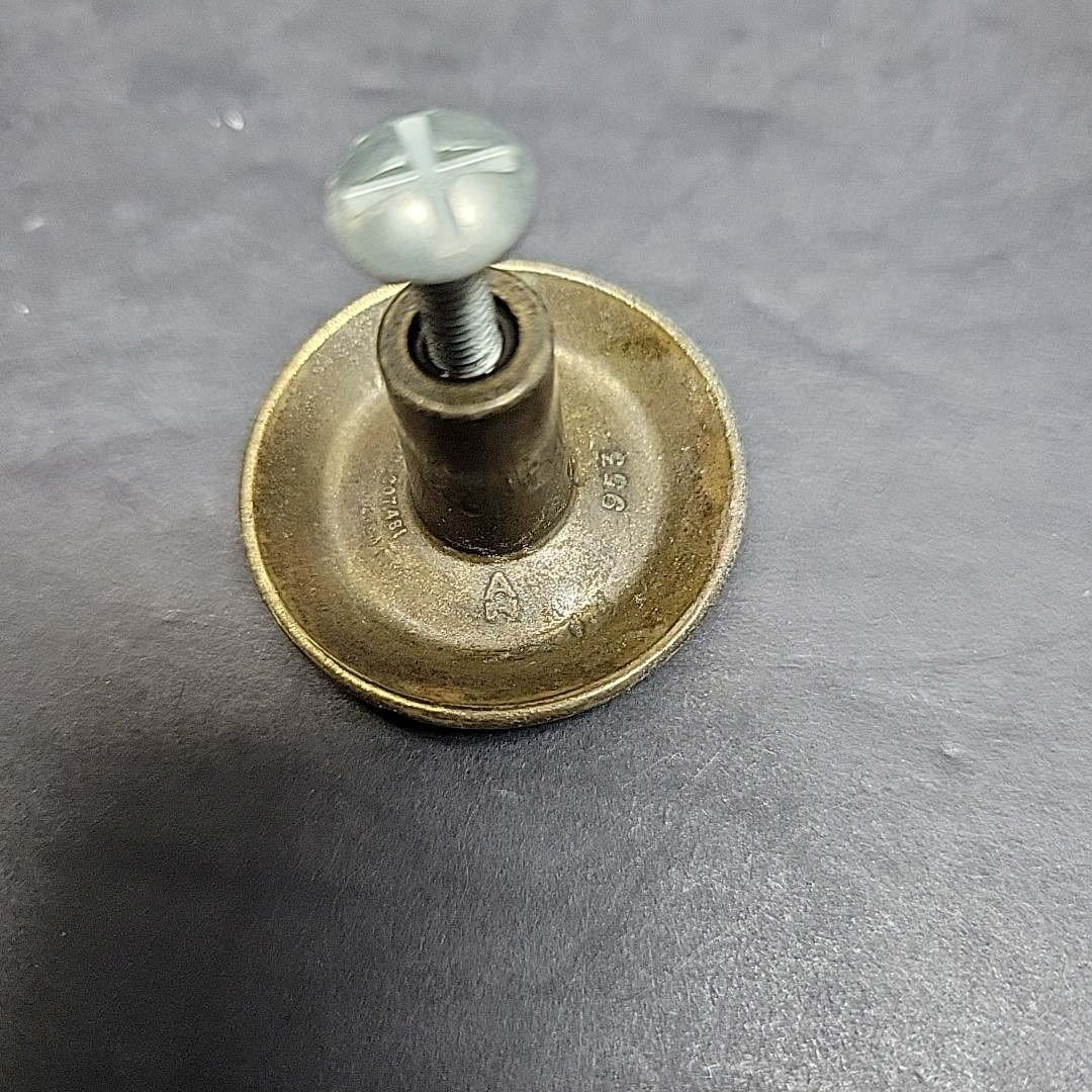 4 – Ajax 953 Cab. Door Drawer 1950 Pull Knob Flower Floral Brass 1-3/8″ Vtg MCM