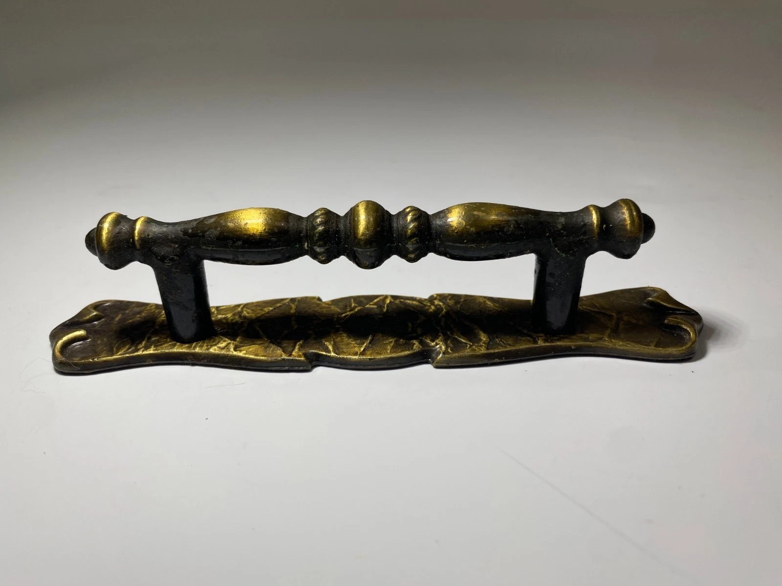 Vintage Victorian Style Cabinet Drawer Pull Handle Lot of 42 Bronze Gold Tone…
