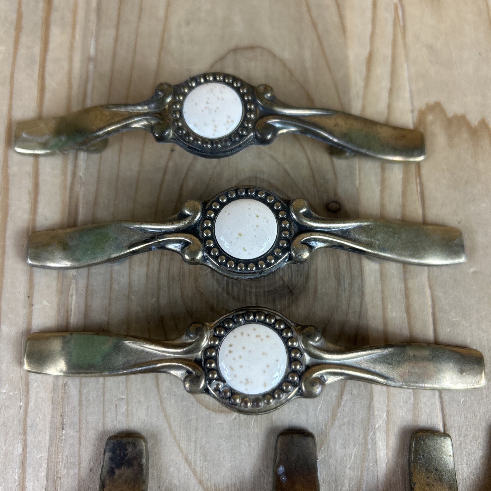 Vintage Drawer Pulls Cabinet Handles Set of 12 Beige Ceramic Center Amerock 861
