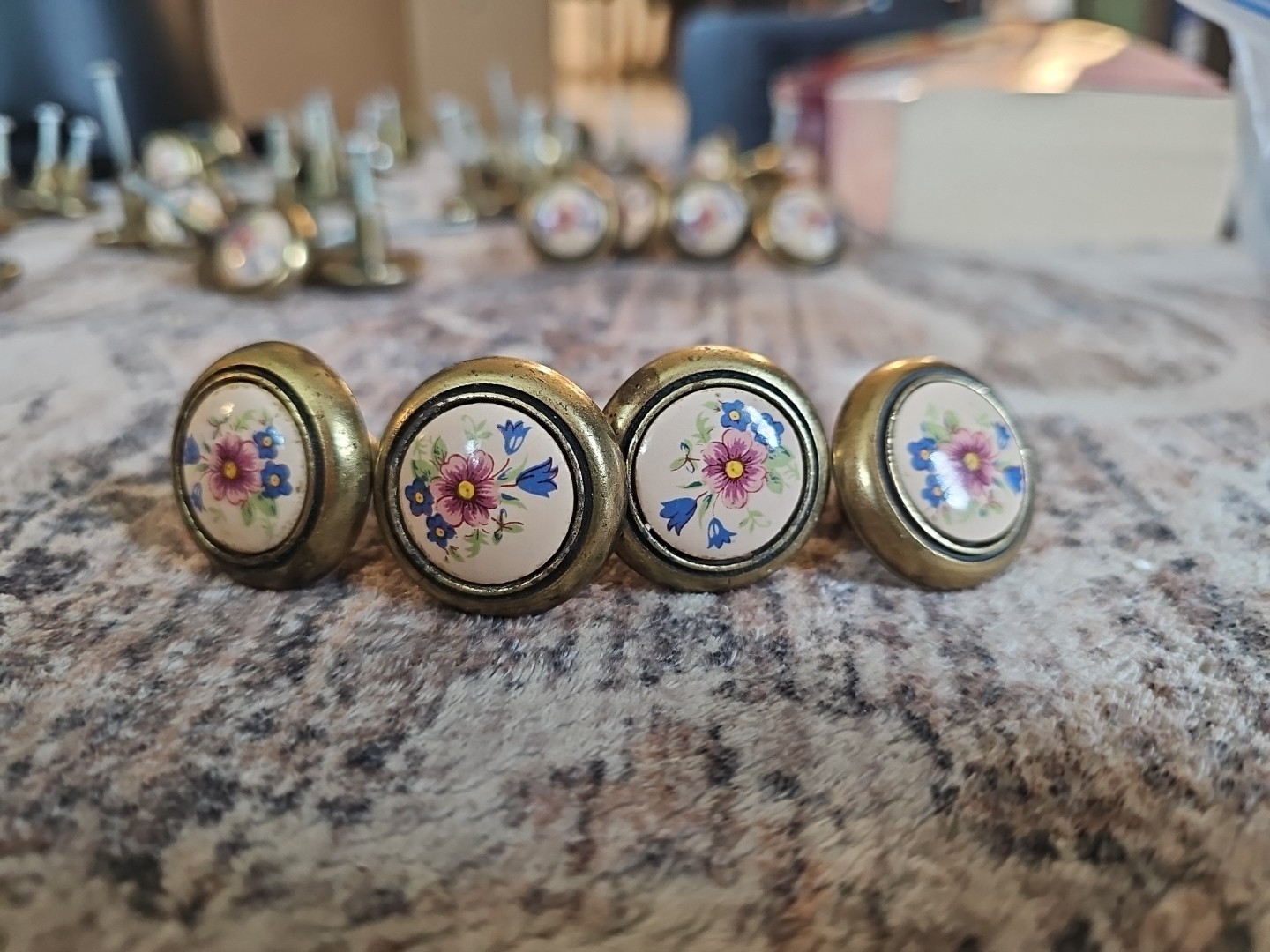 Amerock Brass & Porcelain Pink Blue Floral Pull Drawer Cabinet Knob-lot of 4