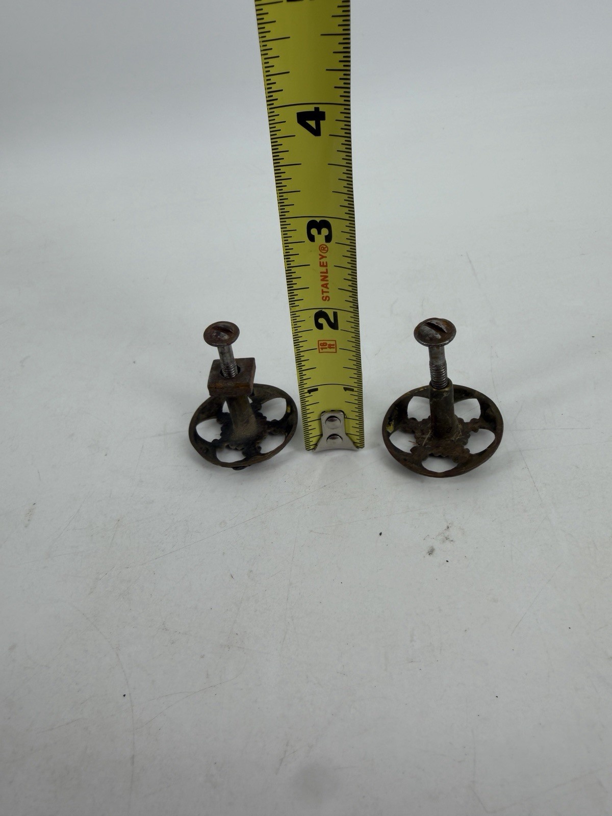 Antique Art Nouveau Floral Openwork Dresser Hardware 4 Drawer Knobs 2 Bail Pulls