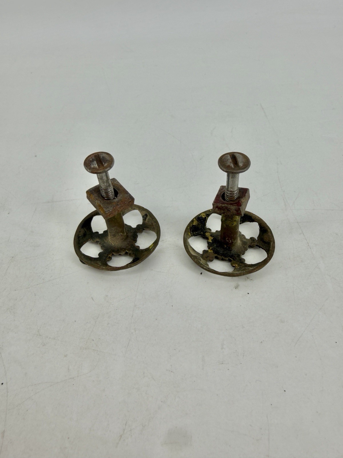 Antique Art Nouveau Floral Openwork Dresser Hardware 4 Drawer Knobs 2 Bail Pulls