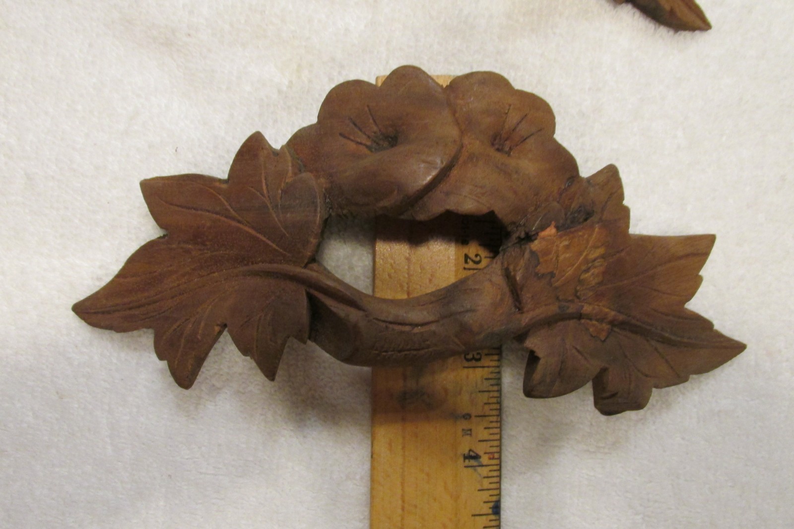 Pair Set Antique Victorian Carved Walnut Flower & Leaf Drawer Pulls 7 x 3 1/2″
