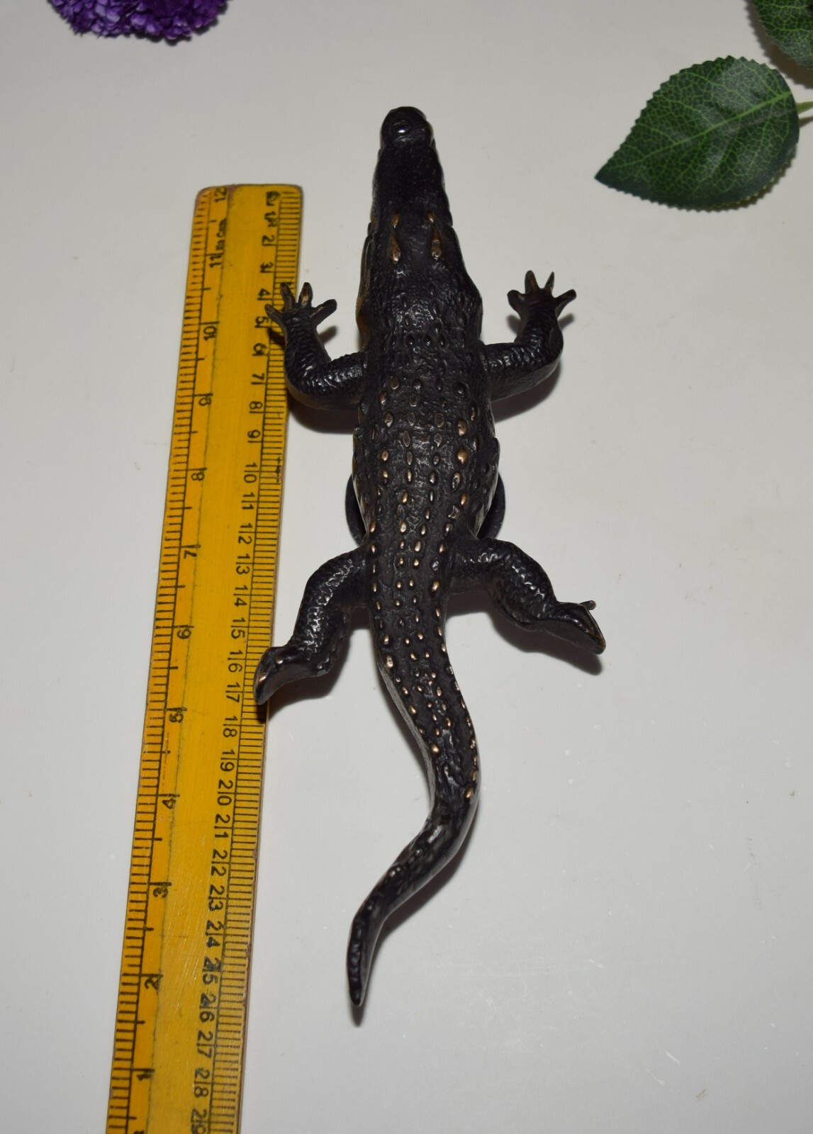 10” Inche Monitor Lizard Handle Brass Round Base Crocodile Door Side Grip HK439