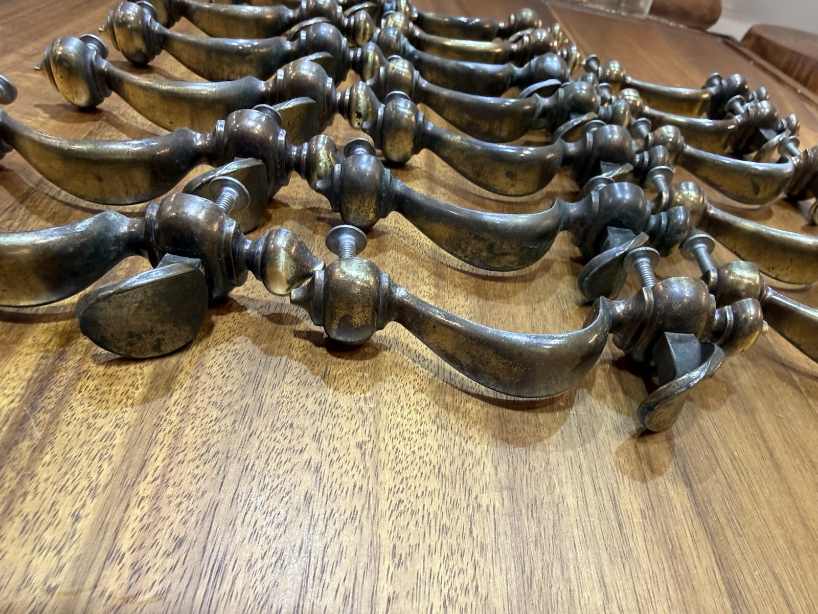 Vintage Keeler Brass Co KBC N8586 Teardrop Pendant Drop Pulls Drawer Handles