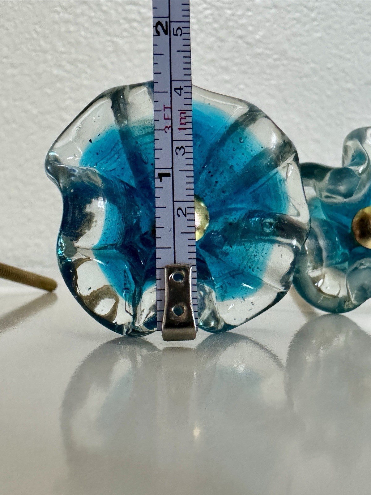 Set Of 4 Vintage(?) Blue Clear Blown Glass Flower Cabinet Drawer Knobs Pulls