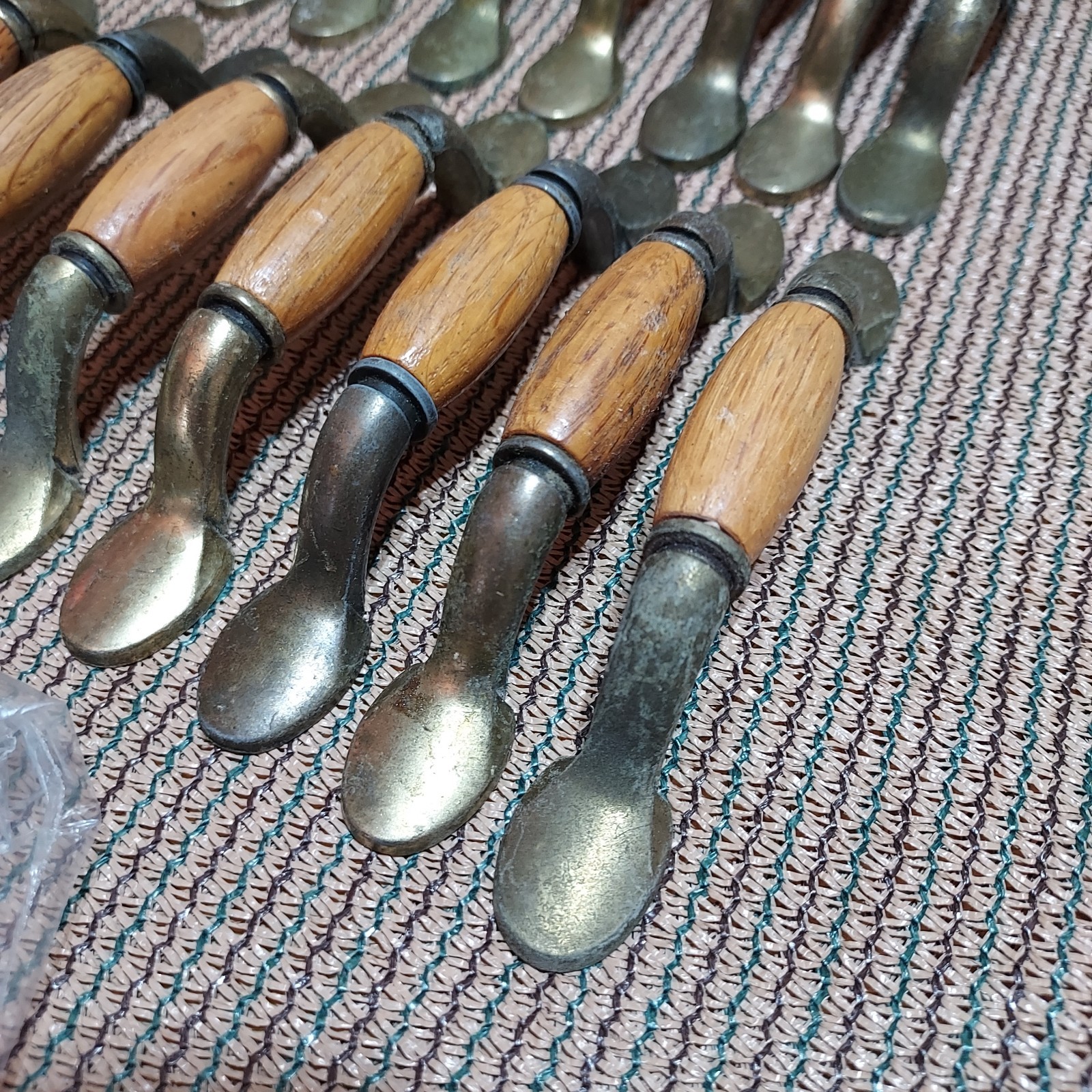 20 Vintage Wood & Brass Drawer Cabinet Bin Handles/Pulls