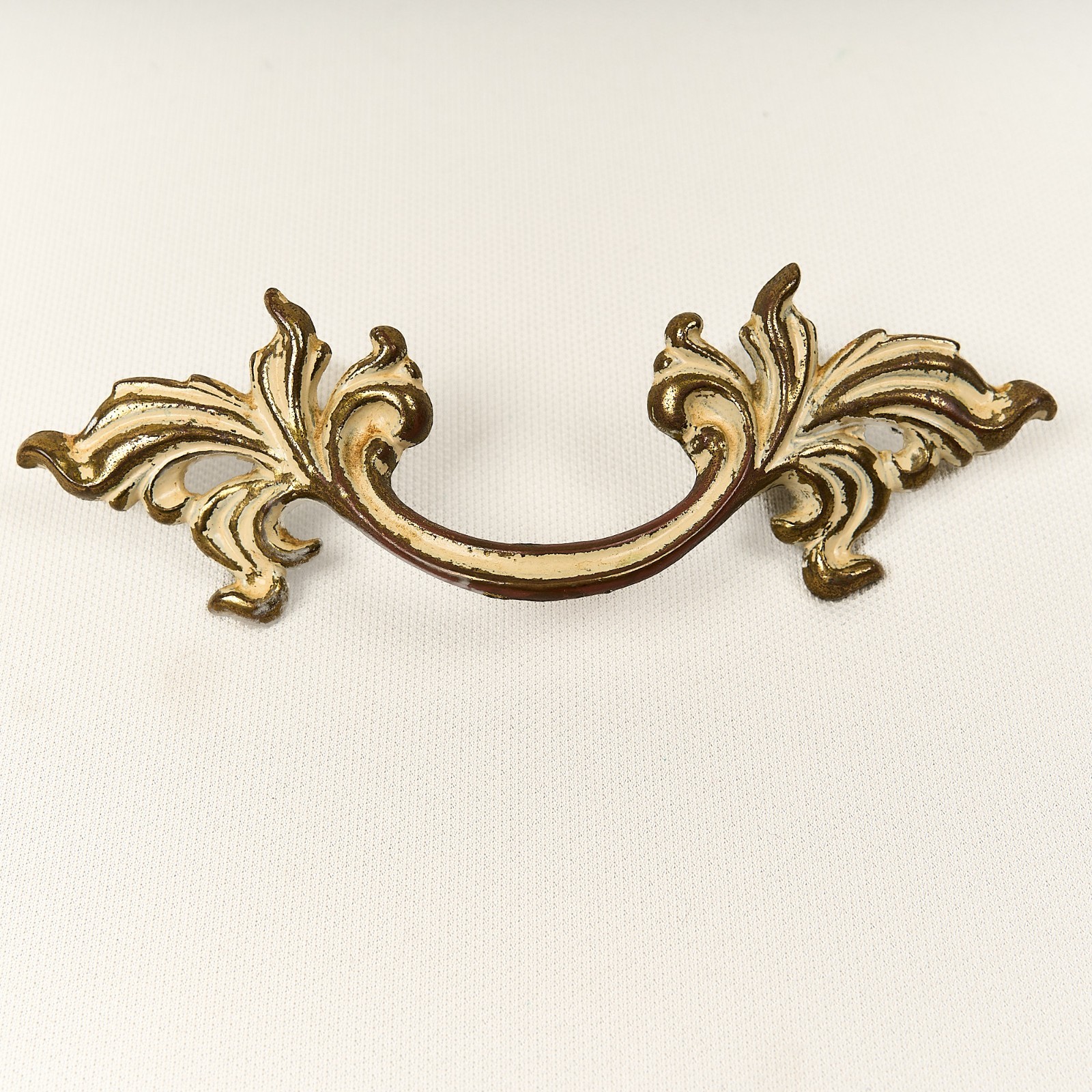 Vintage French Provincial Dresser Drawer Pull Keeler Brass Co N4576 3″ Spacing