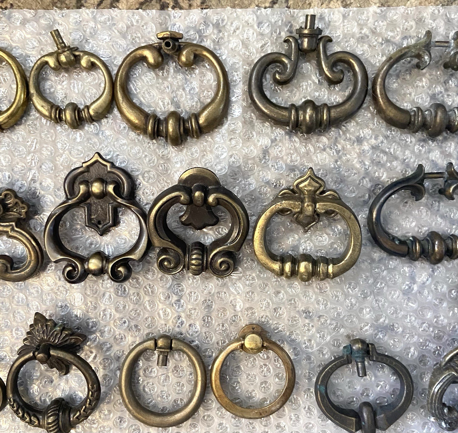 Vintage Cabinet Pulls 26 pcs. AMEROCK KEELER BRASS CANADA & Others