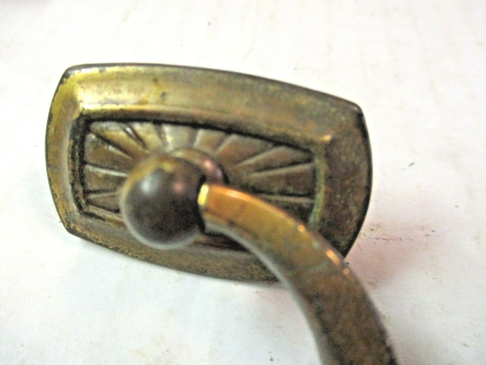 Art Deco 1900s Drawer Drop Bail Pull Handle Aged Brass 5-1/4″ Centers 1 Antique