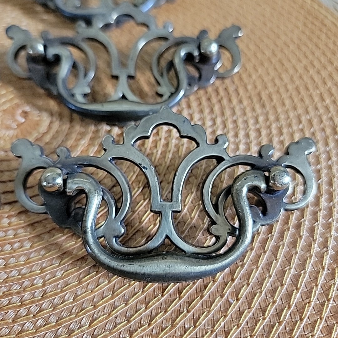 Lot of 6 VTG Brass Metal Drawer Pulls Handles Batwing Keeler Brass Co KBC1 N1935