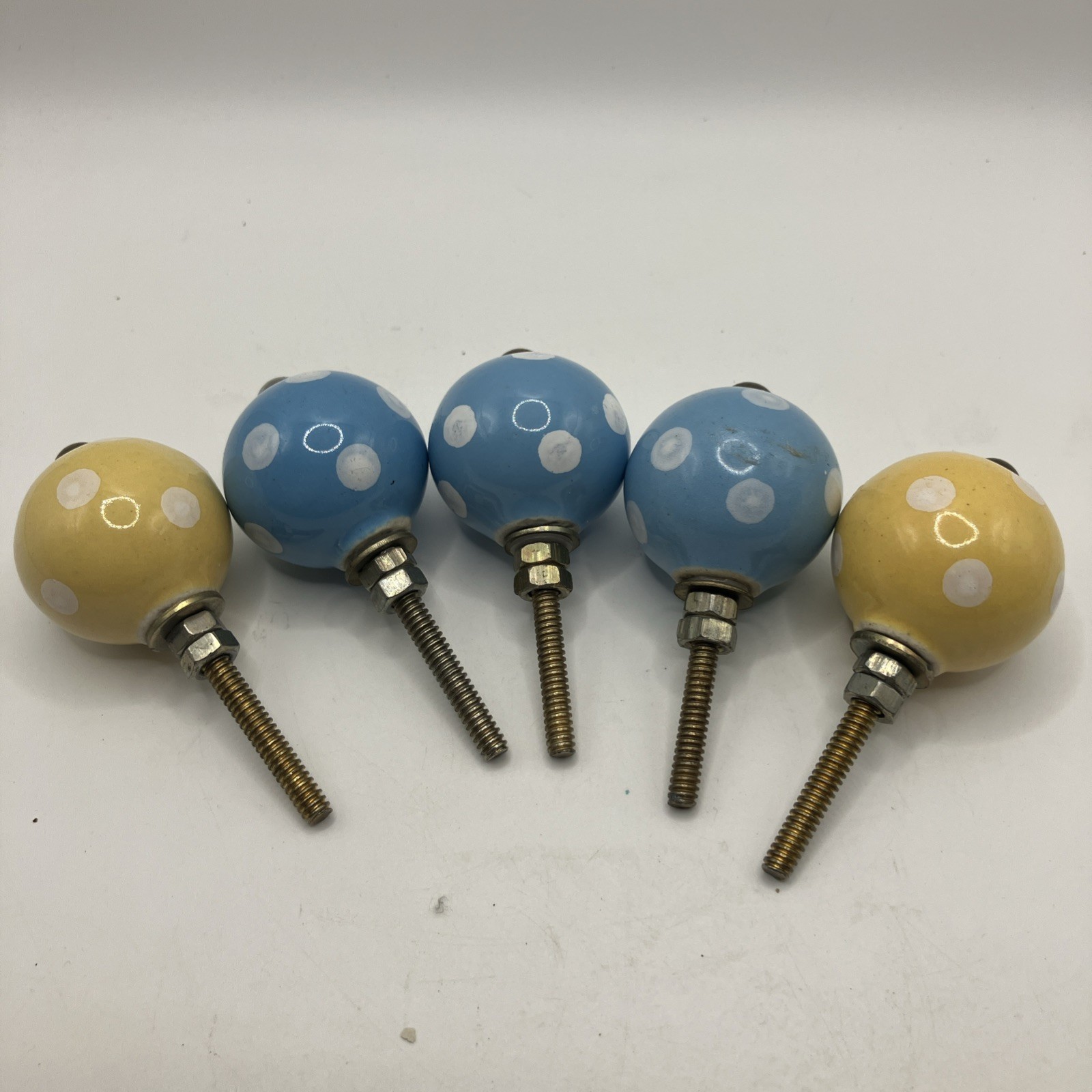 Vtg Ceramic Spotted Drawer Pulls, 3 Blue/2 Yellow